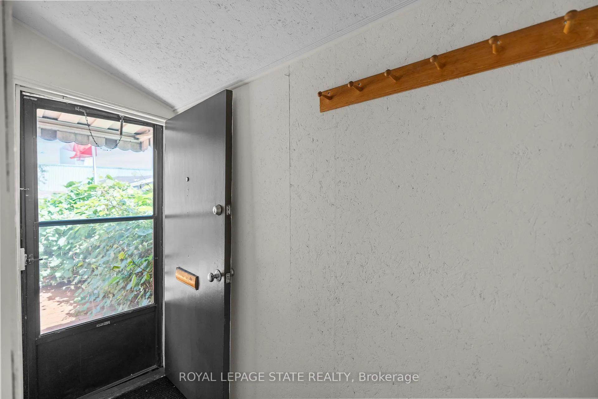 Photo 17 of 35 Gertrude Street, Hamilton, Crown Point — HOMEH