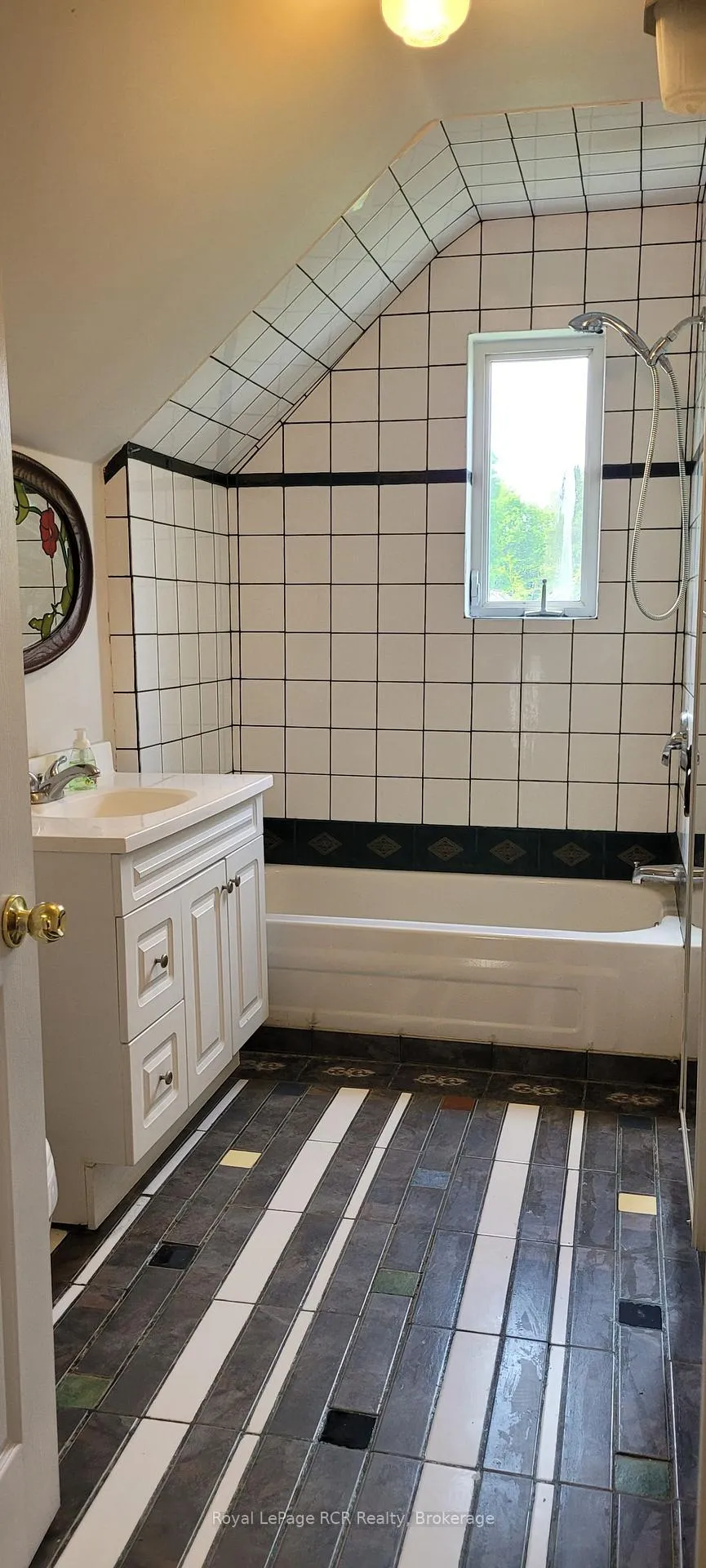 Photo 12 of 29 Ellen Street, Grey Highlands — HOMEH