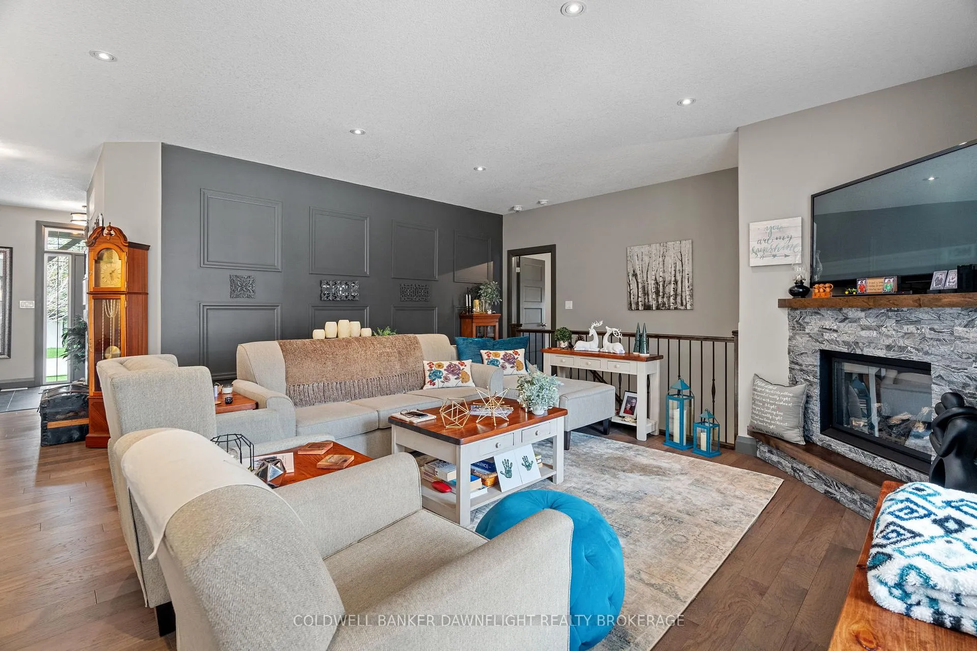 Photo 9 of 277 Darling Boulevard, South Huron, Exeter — HOMEH