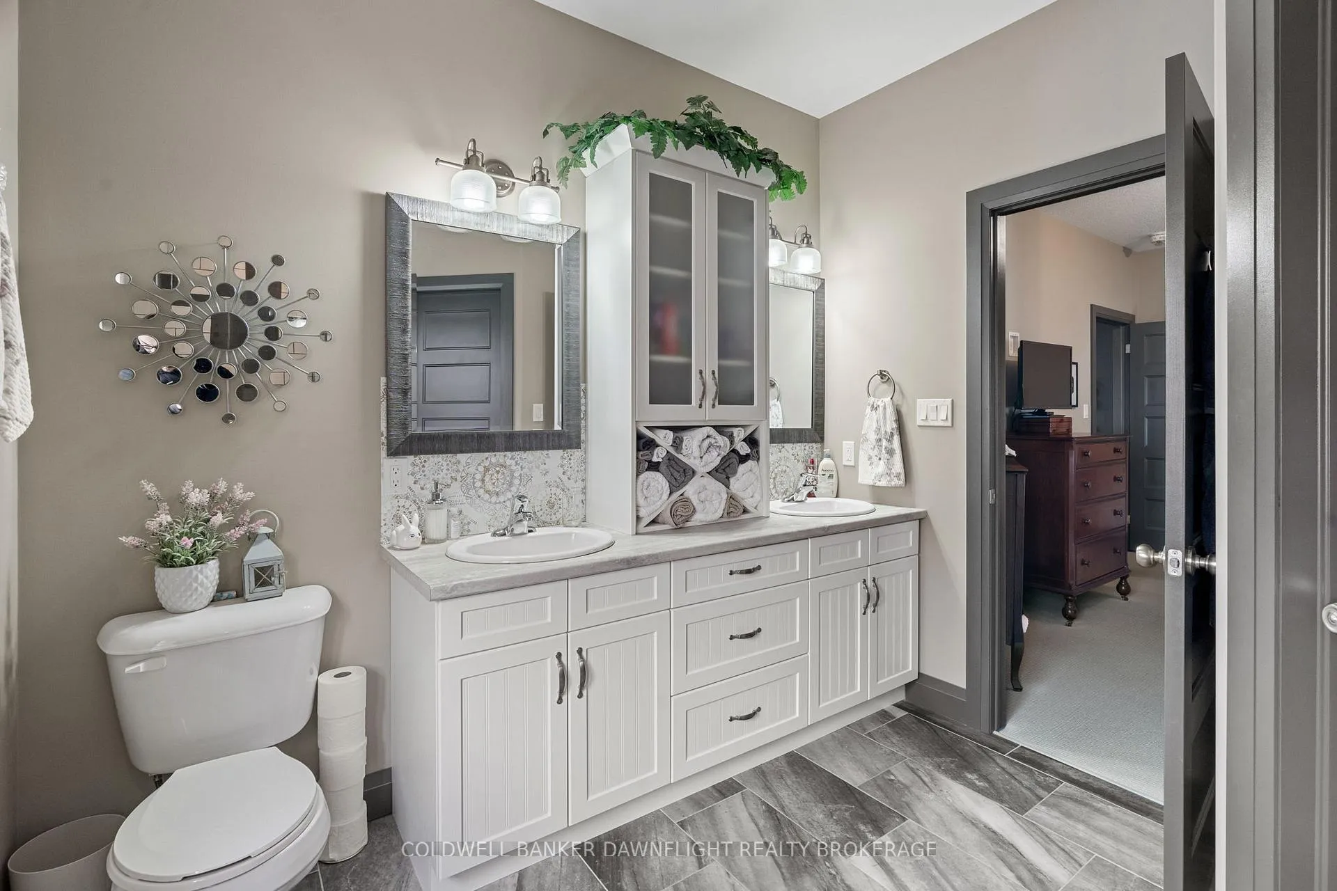 Photo 22 of 277 Darling Boulevard, South Huron, Exeter — HOMEH