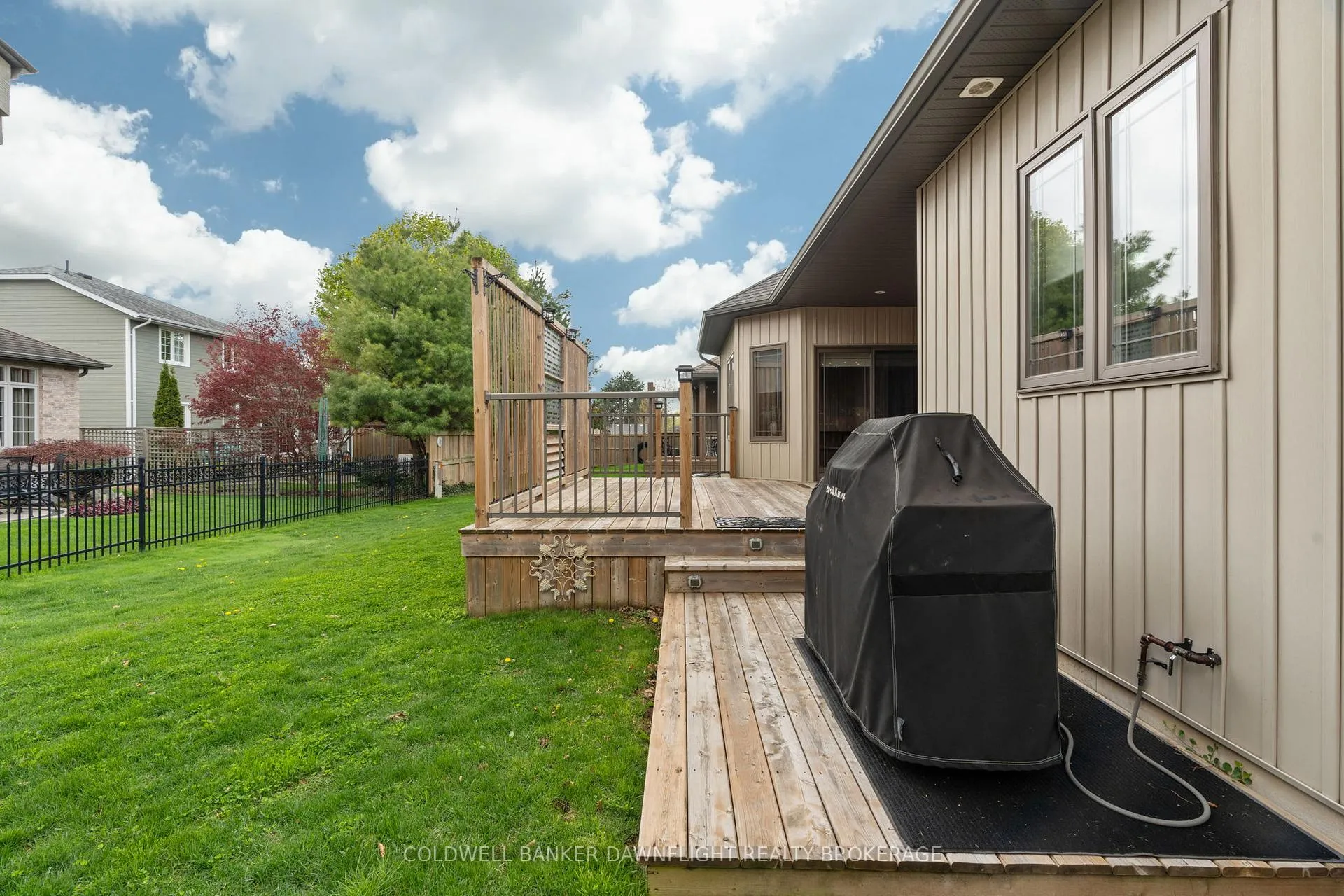 Photo 37 of 277 Darling Boulevard, South Huron, Exeter — HOMEH