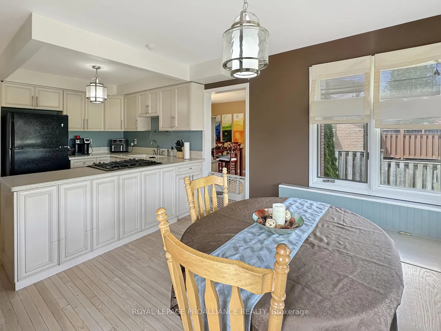 Photo 14 of 43 Dungannon Drive, Belleville, Belleville Ward — HOMEH
