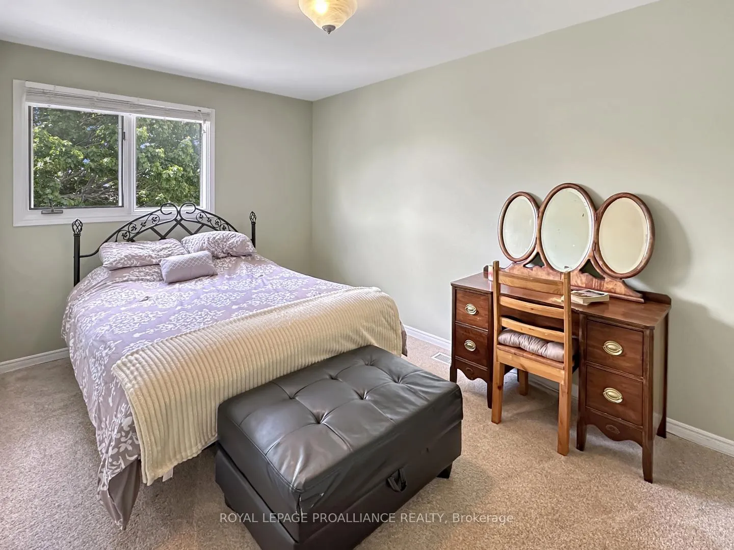 Photo 30 of 43 Dungannon Drive, Belleville, Belleville Ward — HOMEH