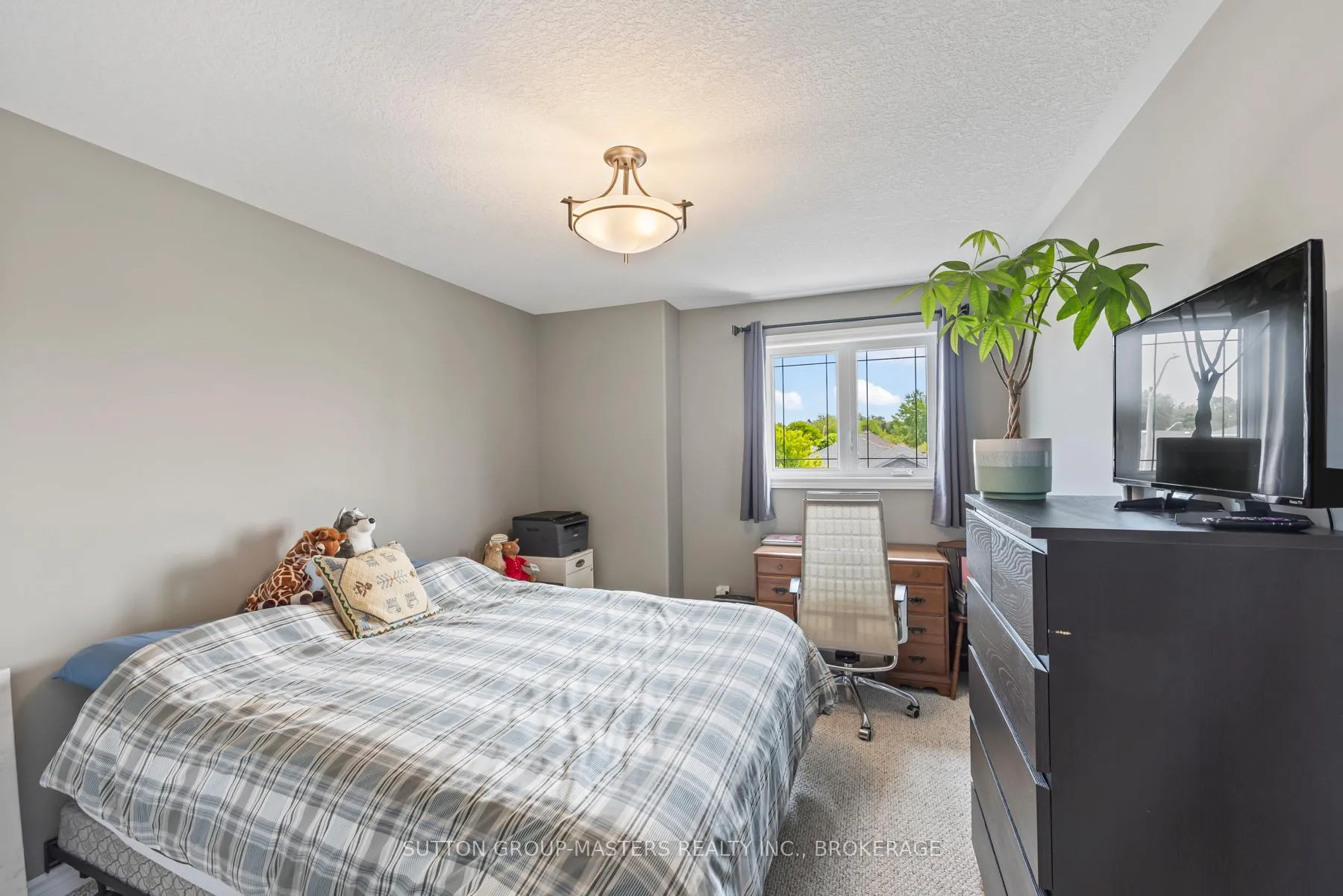 Photo 24 of 1298 Mazzolin Crescent, Kingston, City Northwest — HOMEH