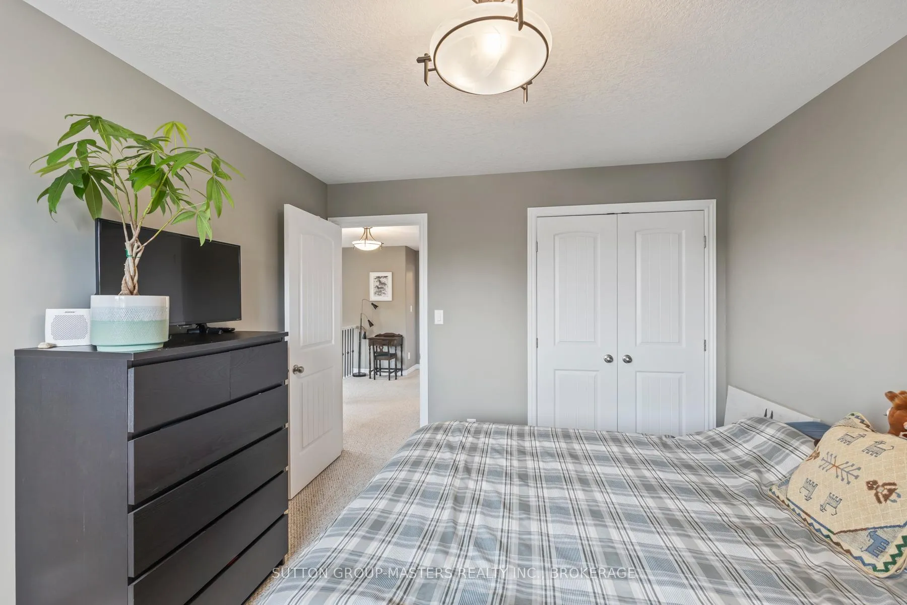 Photo 25 of 1298 Mazzolin Crescent, Kingston, City Northwest — HOMEH