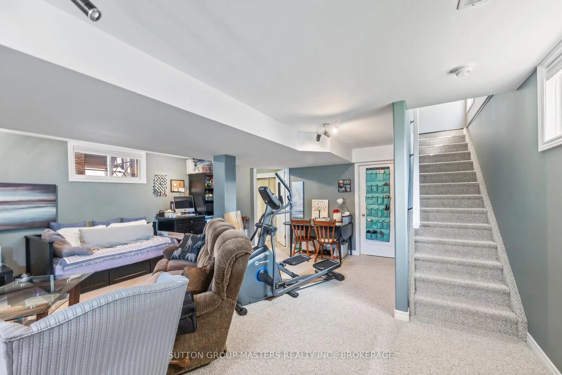 Photo 36 of 1298 Mazzolin Crescent, Kingston, City Northwest — HOMEH