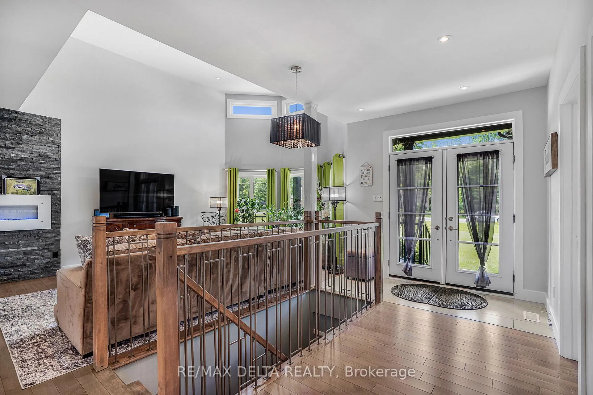 Photo 4 of 1605 St Anne Road, Champlain, Champlain Twp — HOMEH