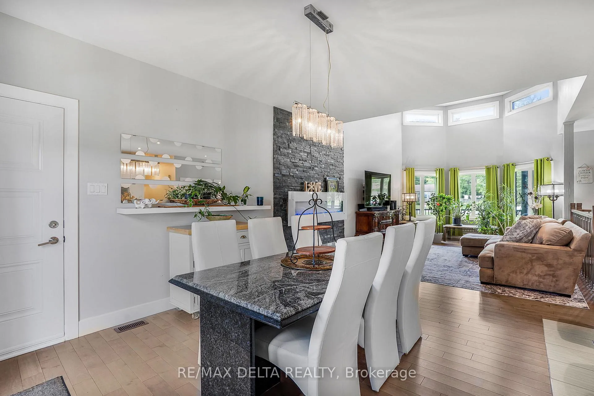 Photo 9 of 1605 St Anne Road, Champlain, Champlain Twp — HOMEH