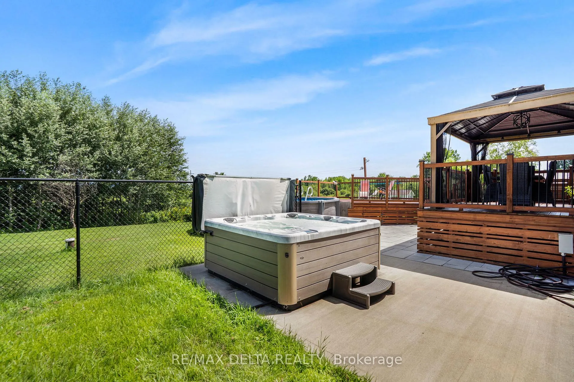 Photo 28 of 1605 St Anne Road, Champlain, Champlain Twp — HOMEH
