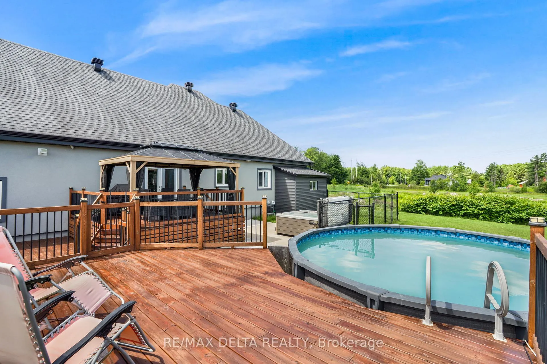 Photo 29 of 1605 St Anne Road, Champlain, Champlain Twp — HOMEH
