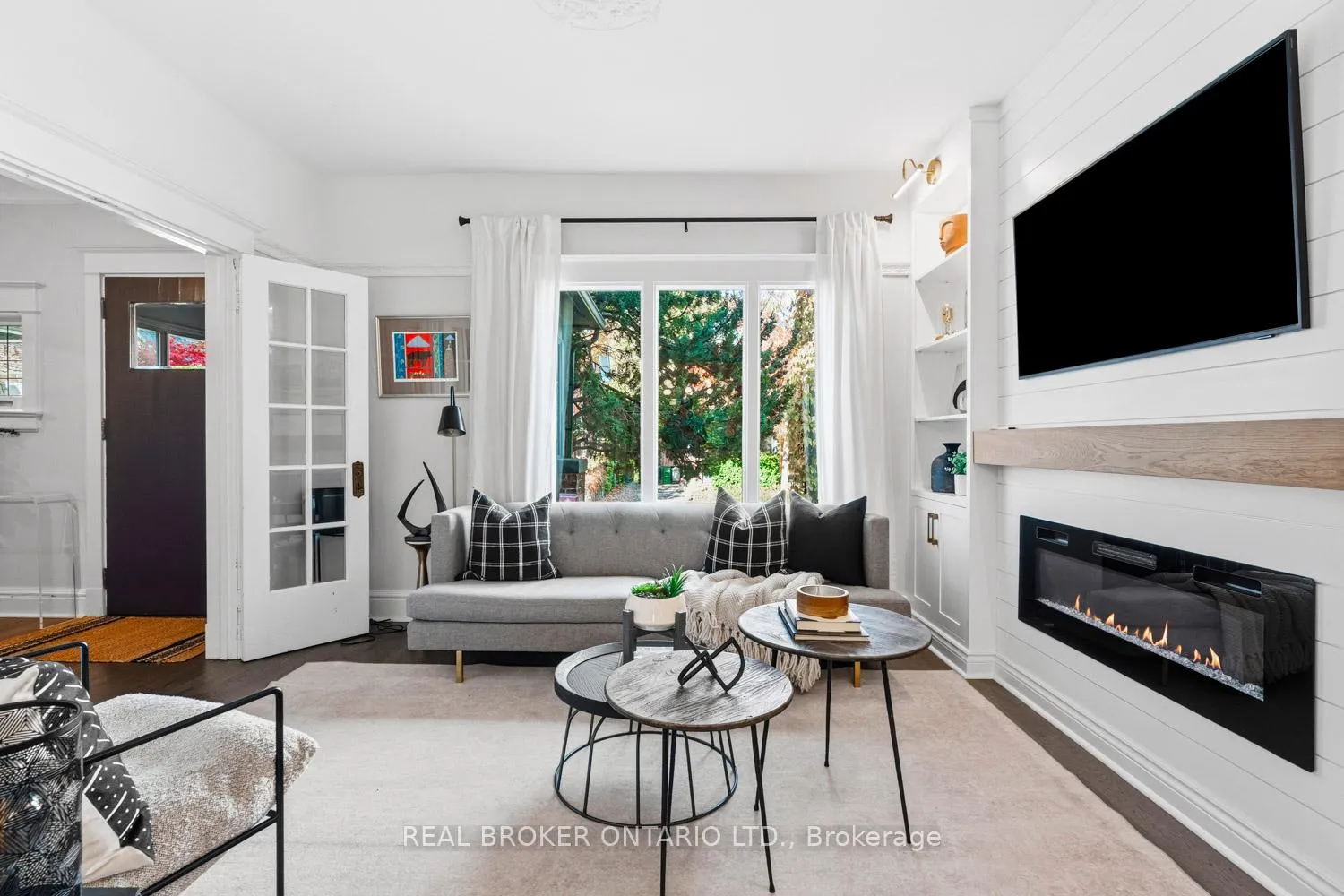 Photo 3 of 7 Juniper Avenue, Toronto, The Beaches — HOMEH