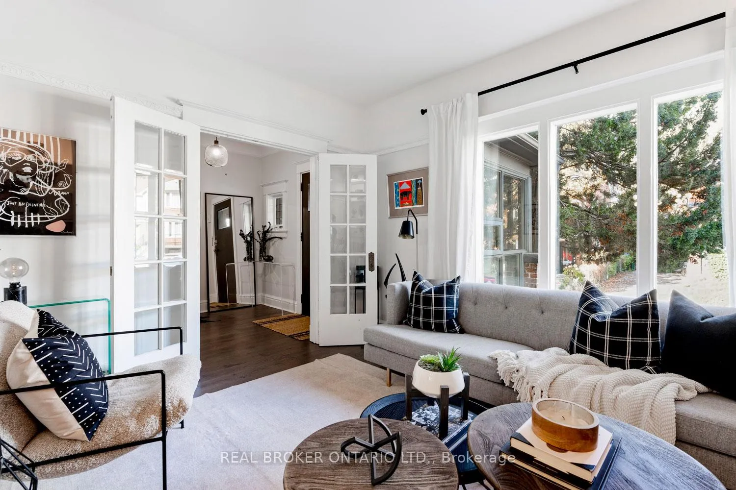 Photo 4 of 7 Juniper Avenue, Toronto, The Beaches — HOMEH