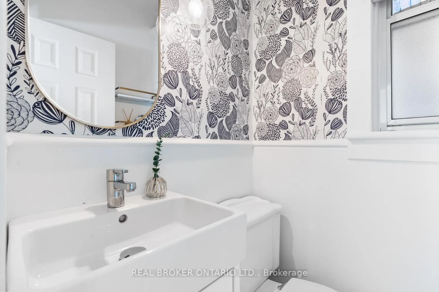 Photo 22 of 7 Juniper Avenue, Toronto, The Beaches — HOMEH
