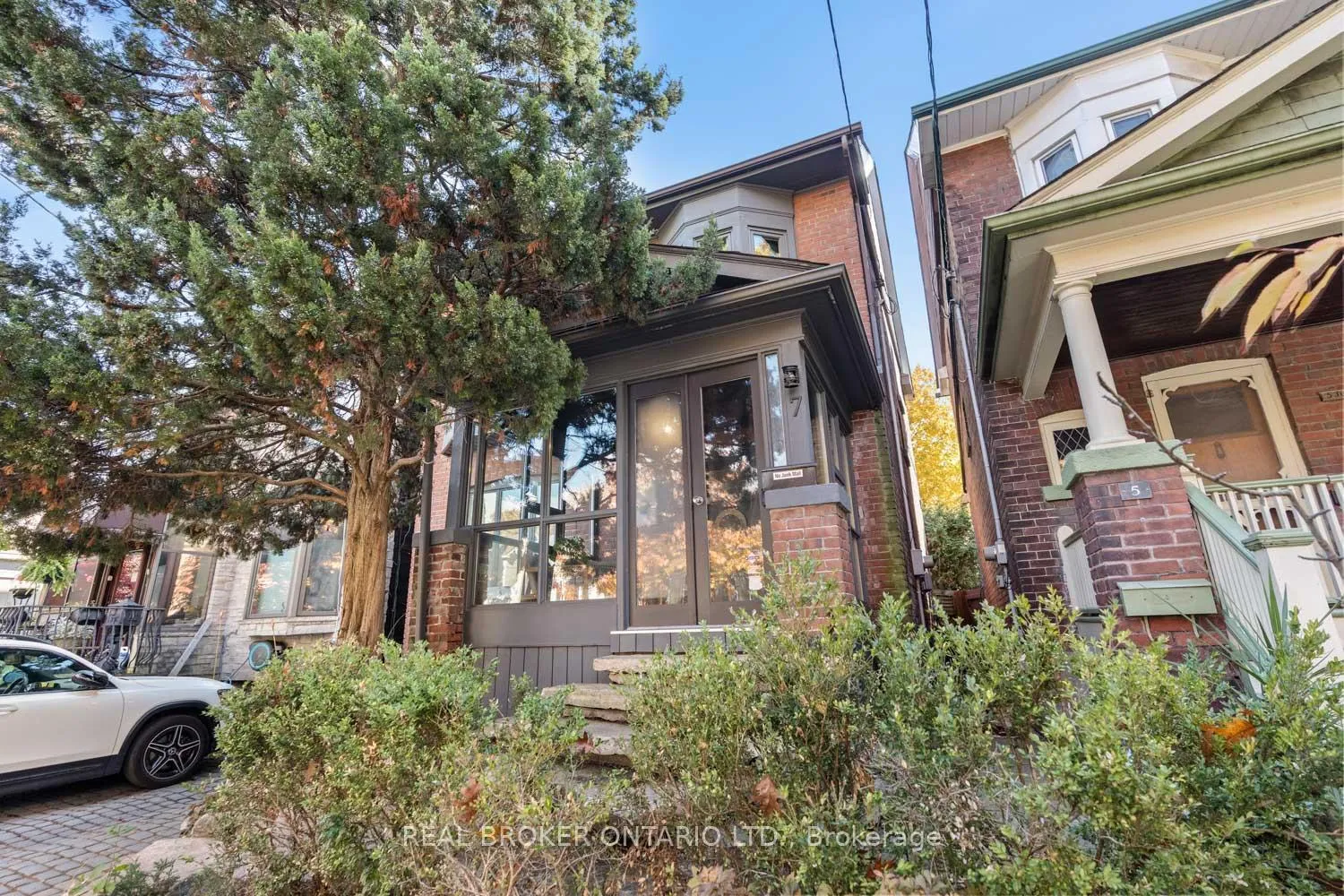 Photo 37 of 7 Juniper Avenue, Toronto, The Beaches — HOMEH
