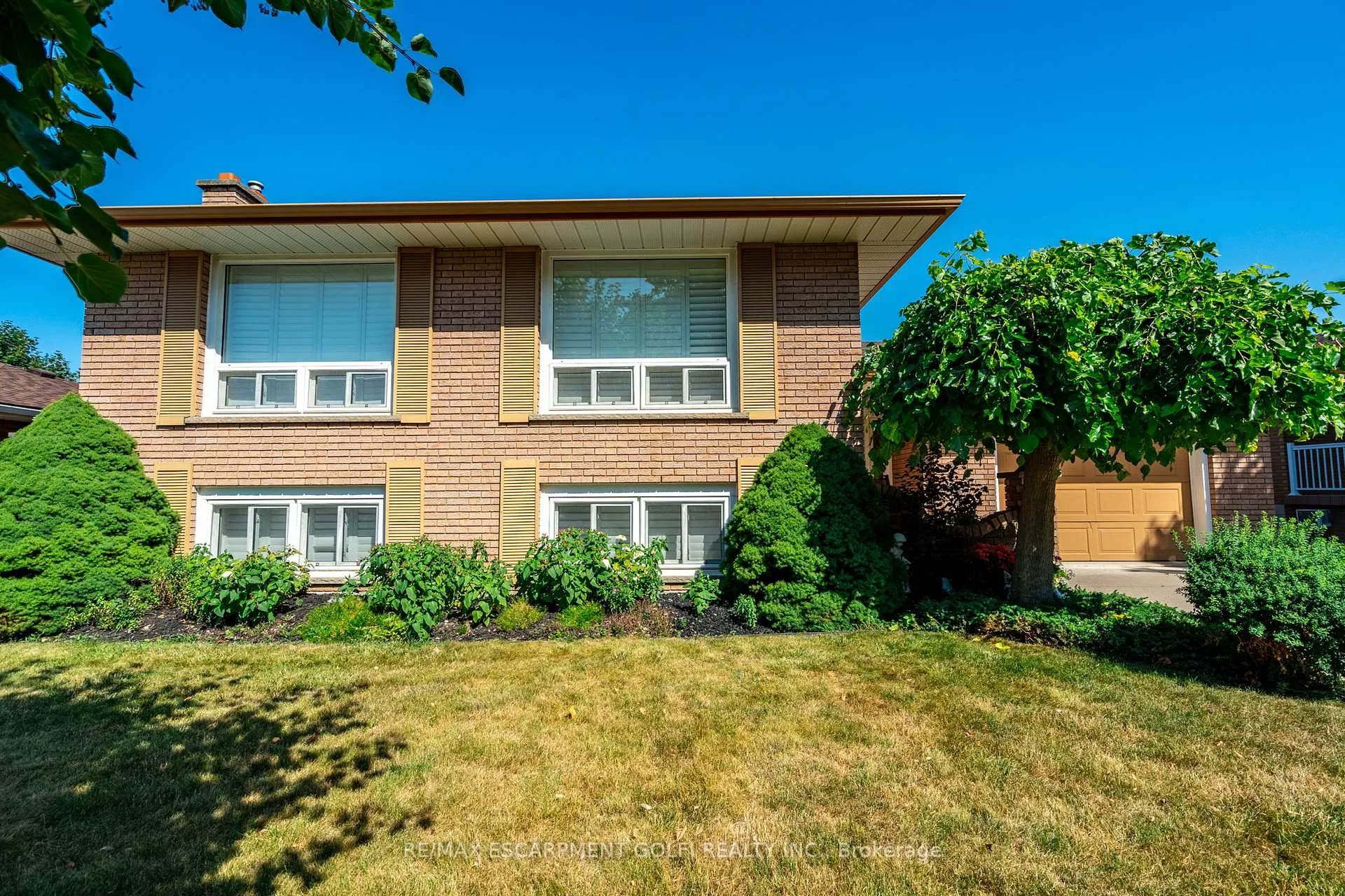 Photo 3 of 5 Rouge Hill Court, Hamilton, Red Hill — HOMEH