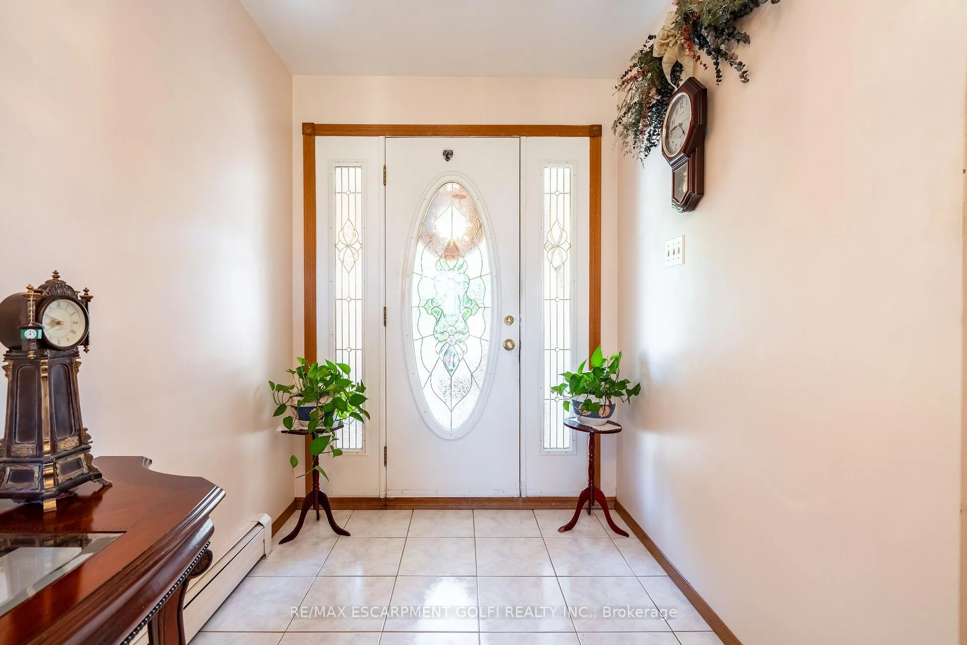 Photo 8 of 5 Rouge Hill Court, Hamilton, Red Hill — HOMEH