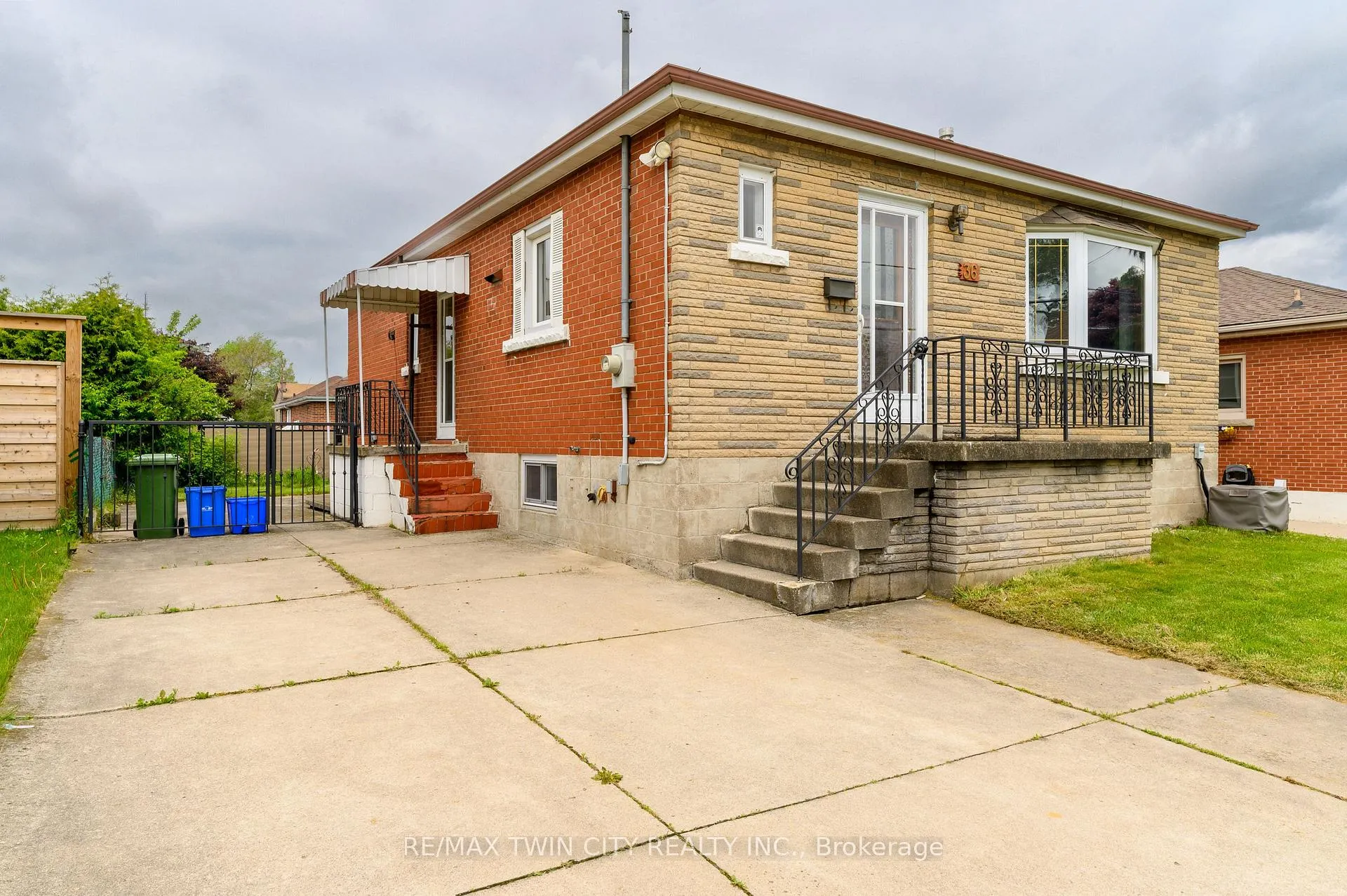 Photo 3 of 36 Shadyside Avenue, Hamilton, Burkholme — HOMEH