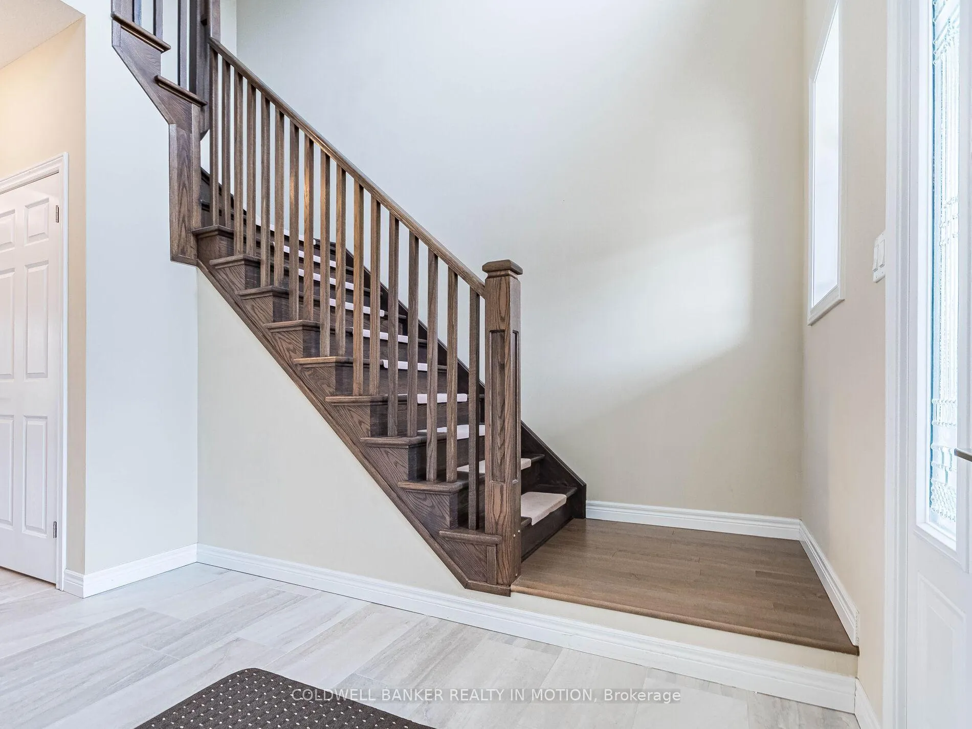 Photo 9 of 1 Gorman Ct Centre, Guelph, Willow West/Sugarbush/West Acres — HOMEH