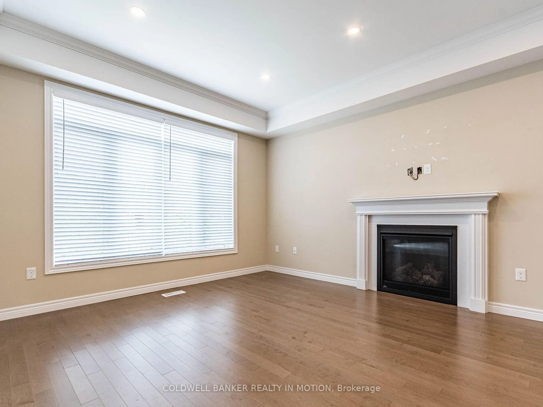 Photo 11 of 1 Gorman Ct Centre, Guelph, Willow West/Sugarbush/West Acres — HOMEH