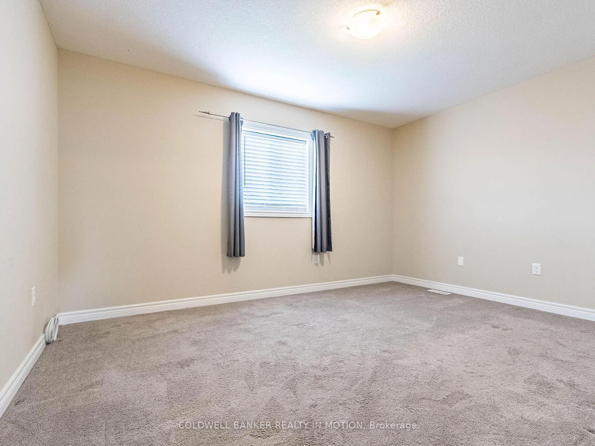 Photo 31 of 1 Gorman Ct Centre, Guelph, Willow West/Sugarbush/West Acres — HOMEH