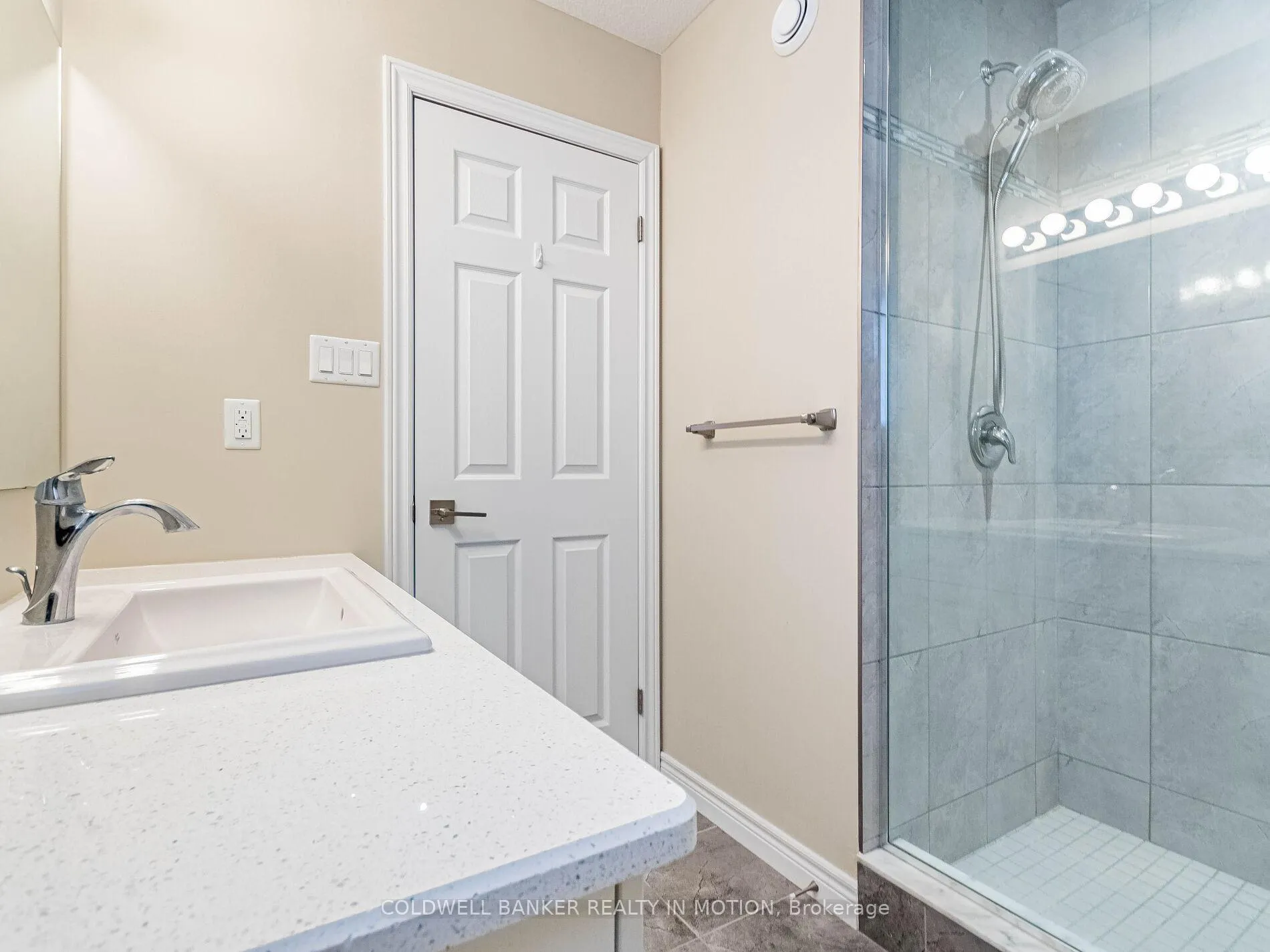 Photo 34 of 1 Gorman Ct Centre, Guelph, Willow West/Sugarbush/West Acres — HOMEH