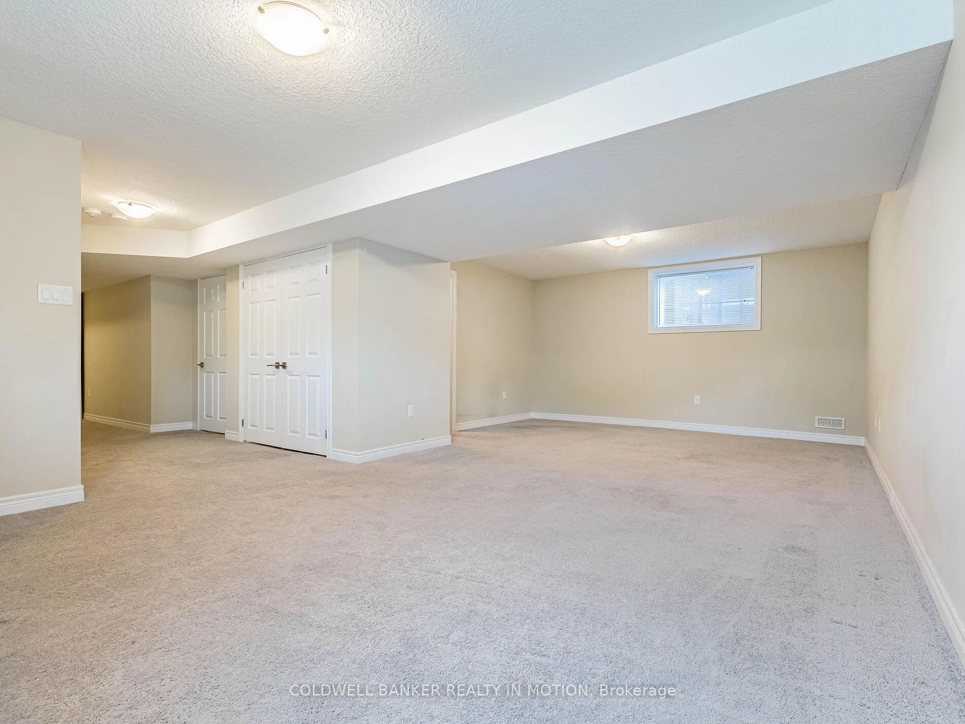 Photo 39 of 1 Gorman Ct Centre, Guelph, Willow West/Sugarbush/West Acres — HOMEH