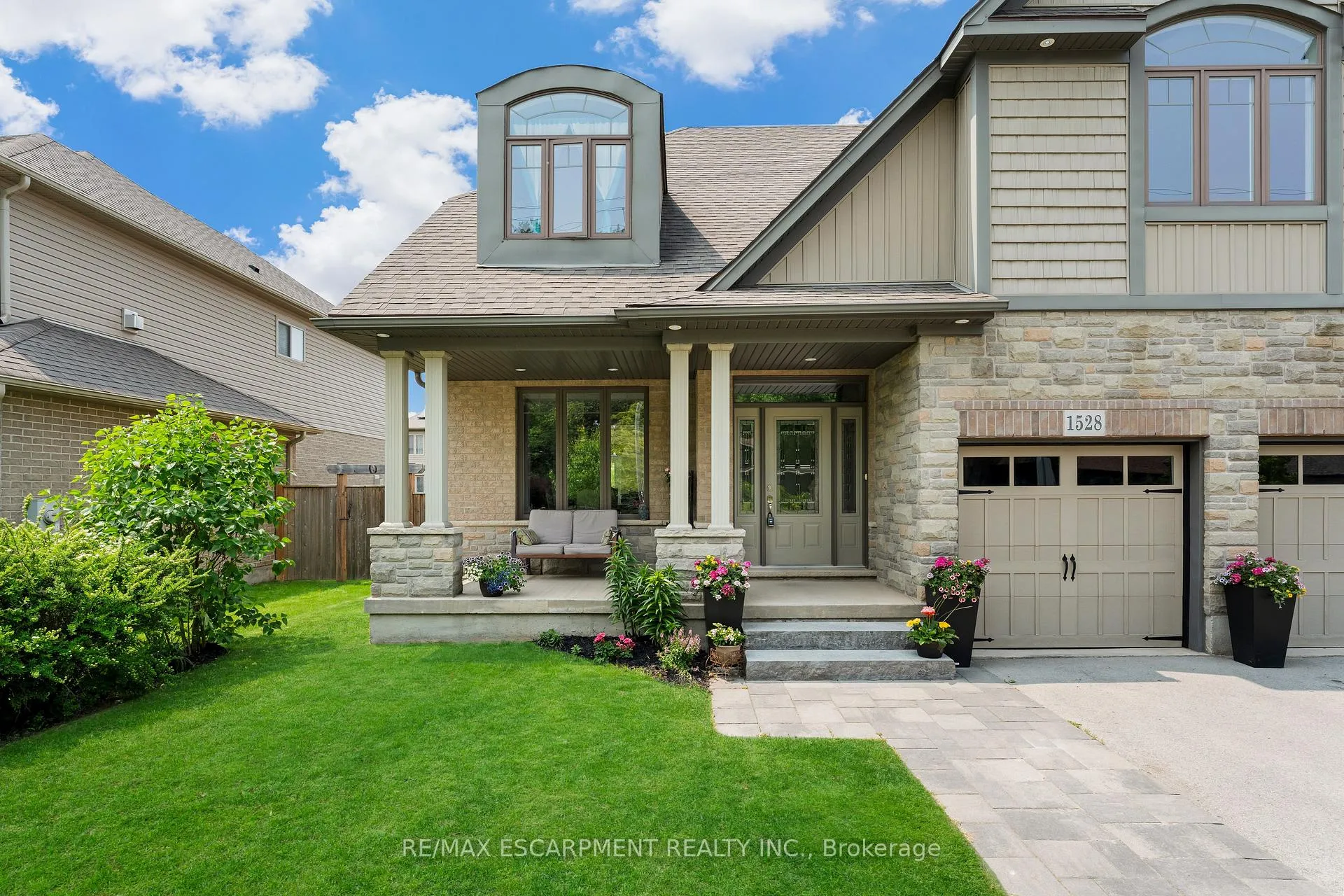 Photo 4 of 1528 Haist Street, Pelham, Fonthill — HOMEH