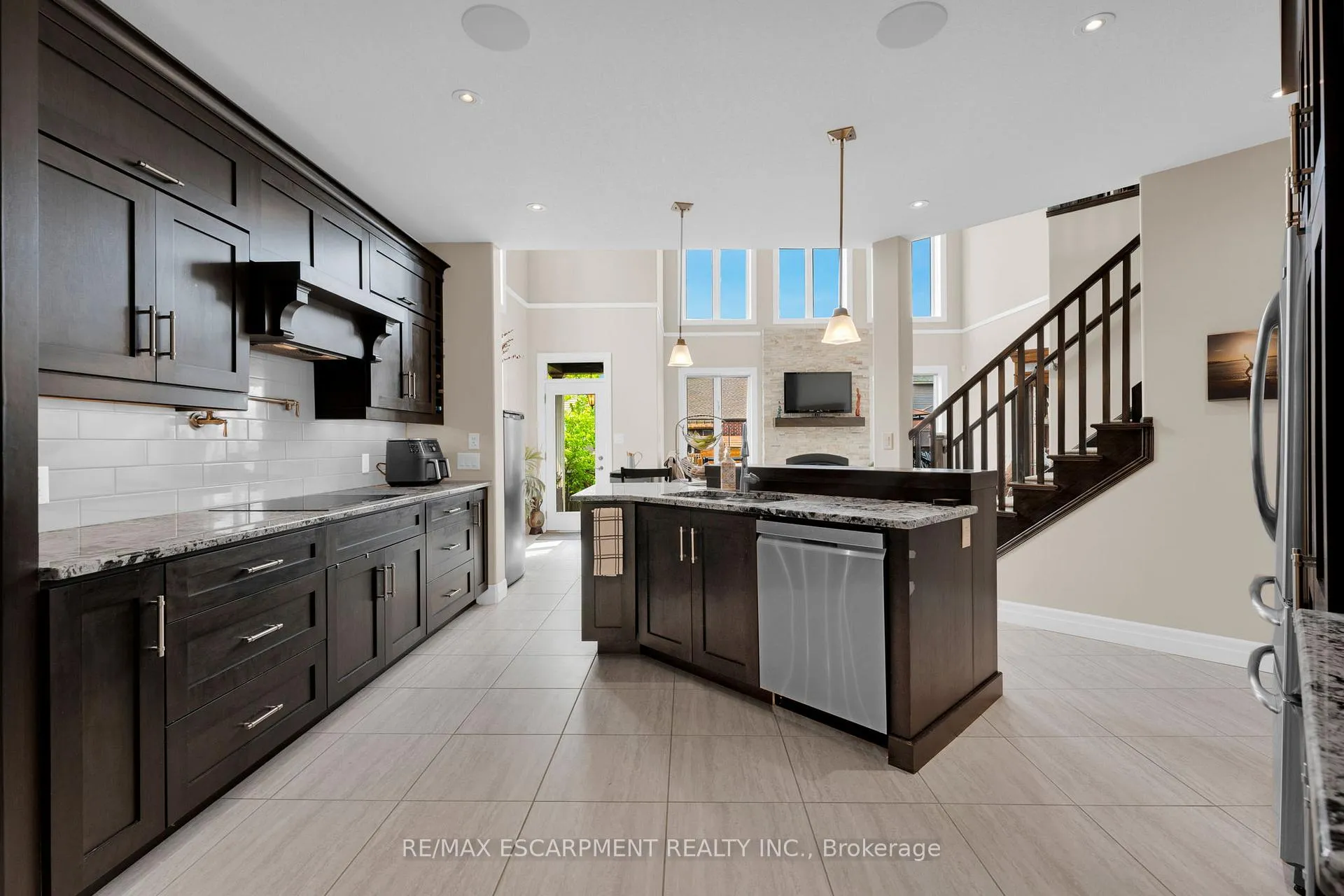 Photo 8 of 1528 Haist Street, Pelham, Fonthill — HOMEH