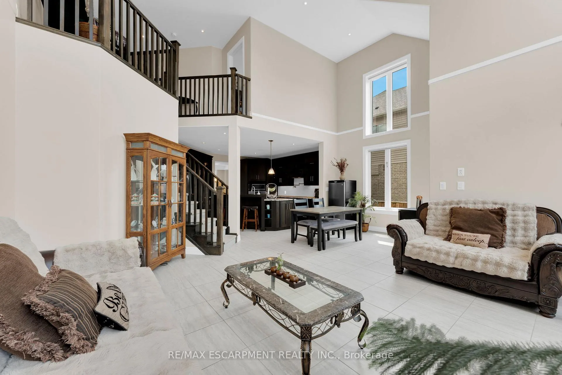 Photo 13 of 1528 Haist Street, Pelham, Fonthill — HOMEH
