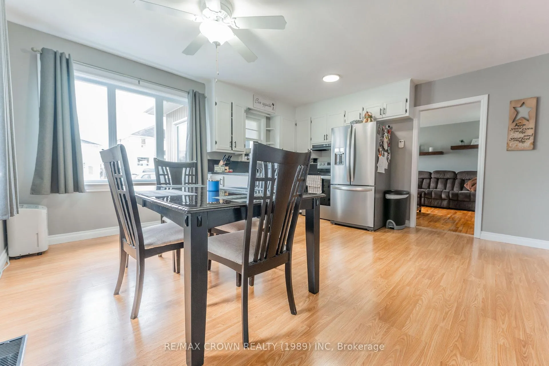 Photo 6 of 40 Cedar Street, Kapuskasing — HOMEH