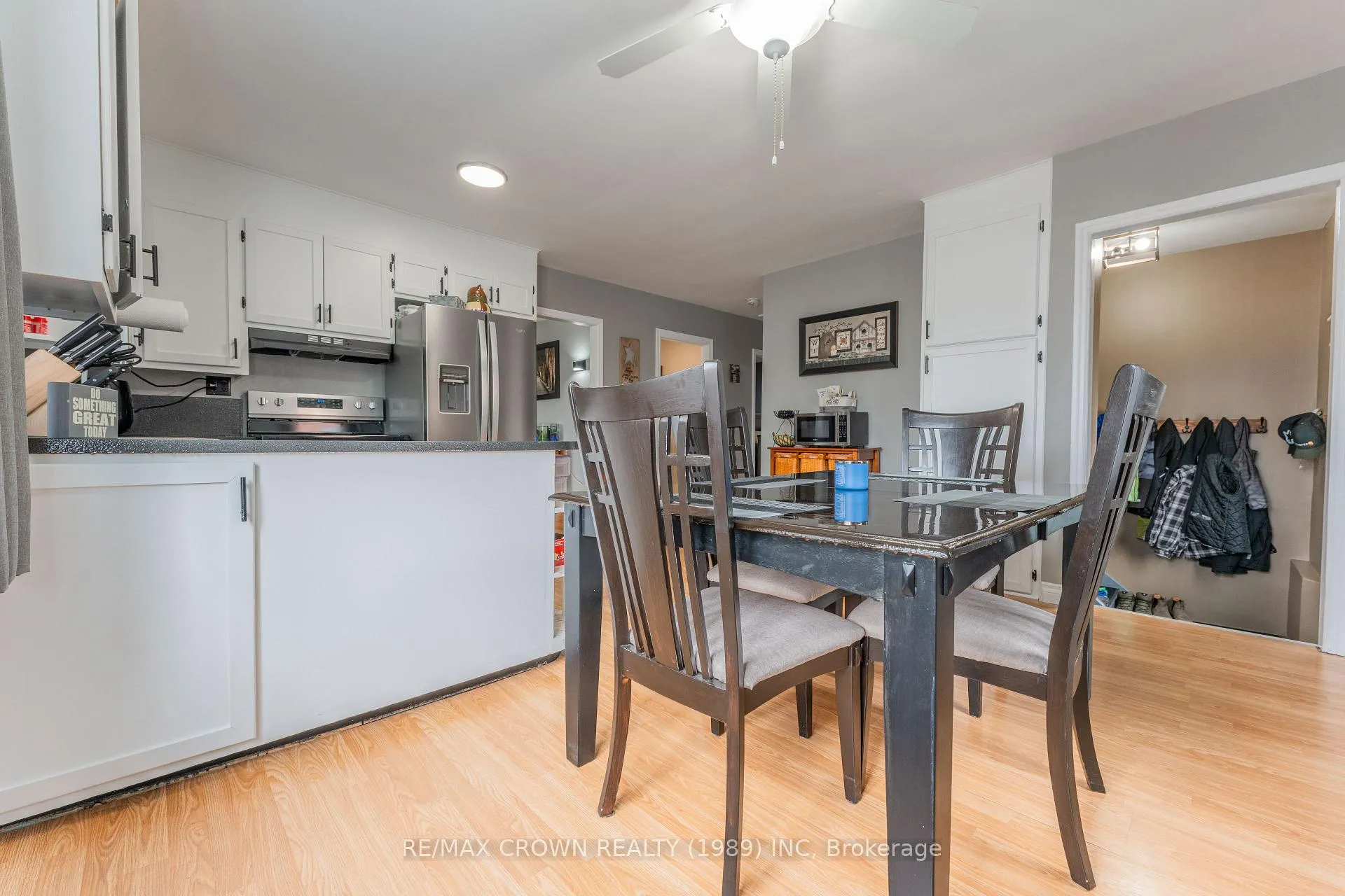 Photo 7 of 40 Cedar Street, Kapuskasing — HOMEH