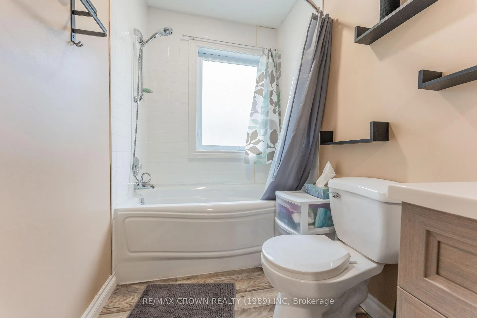 Photo 24 of 40 Cedar Street, Kapuskasing — HOMEH