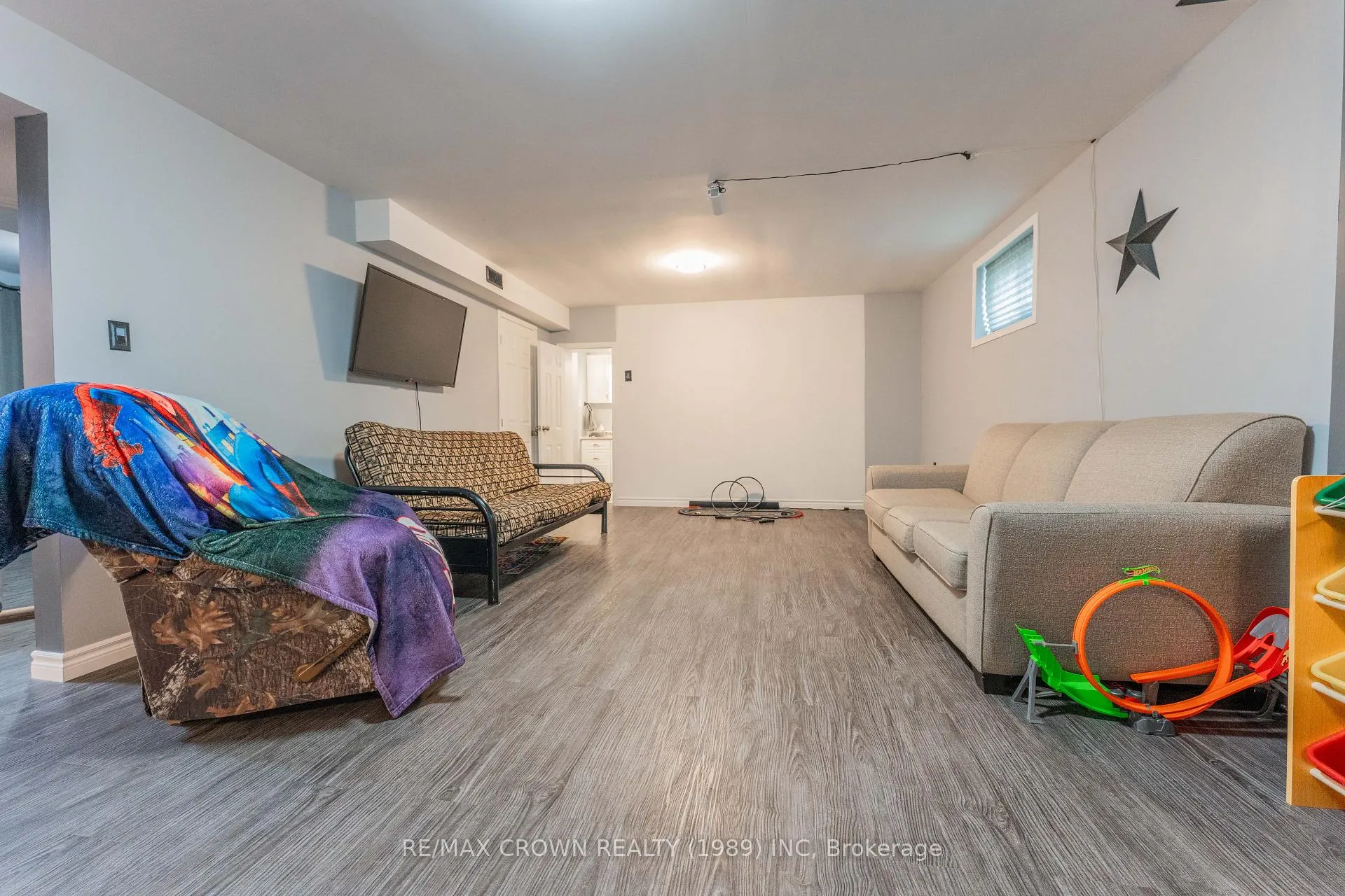 Photo 30 of 40 Cedar Street, Kapuskasing — HOMEH