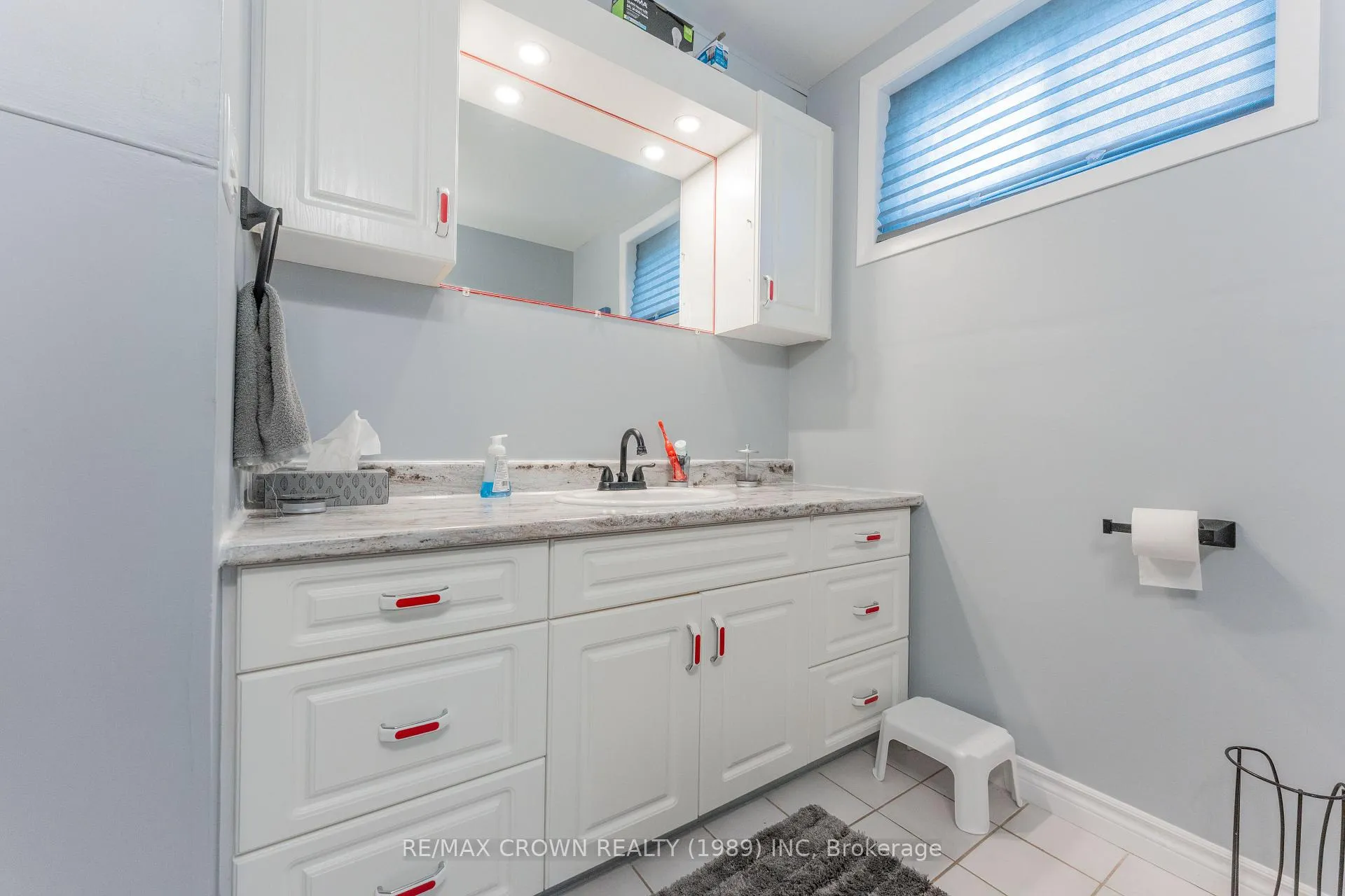 Photo 36 of 40 Cedar Street, Kapuskasing — HOMEH