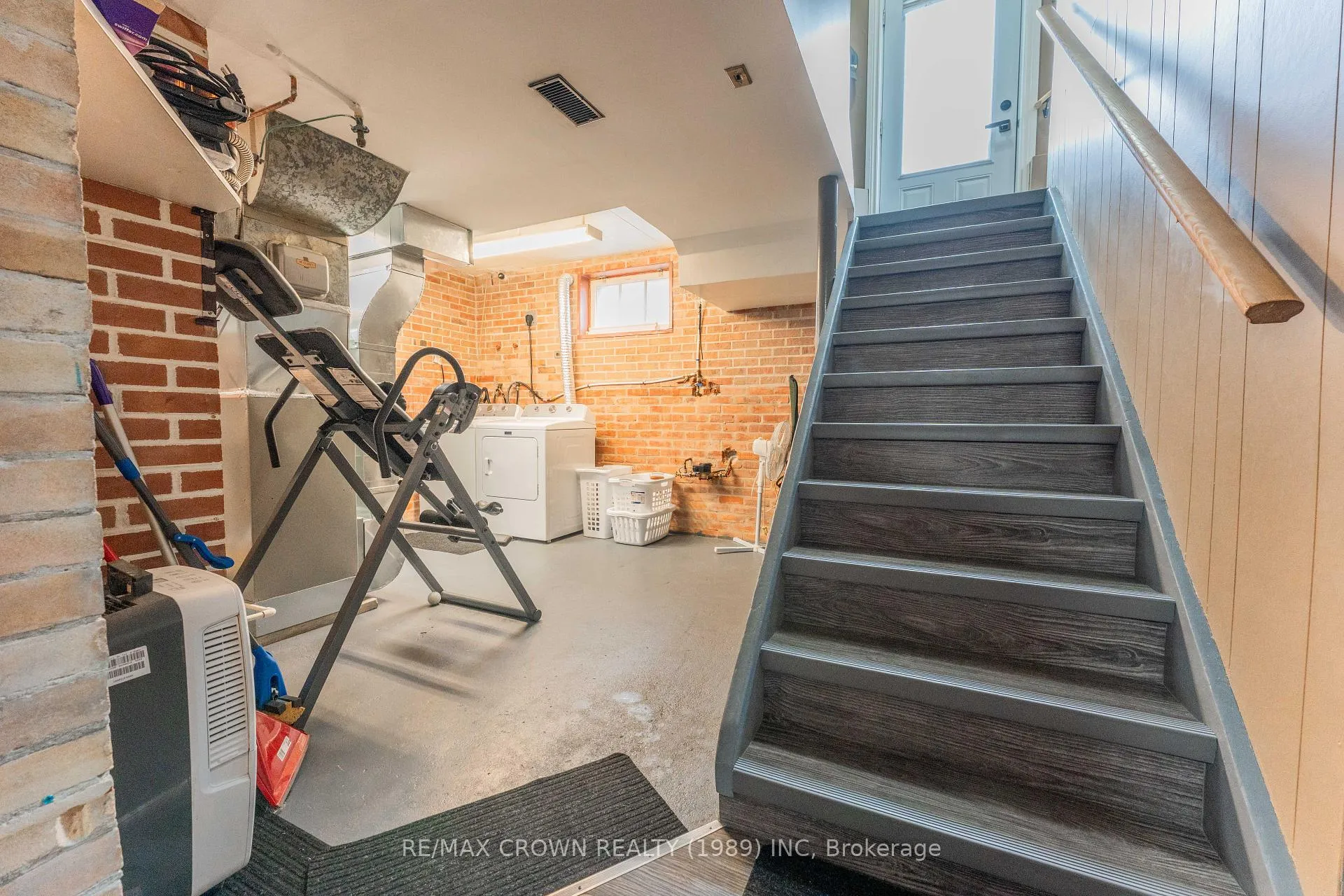 Photo 39 of 40 Cedar Street, Kapuskasing — HOMEH