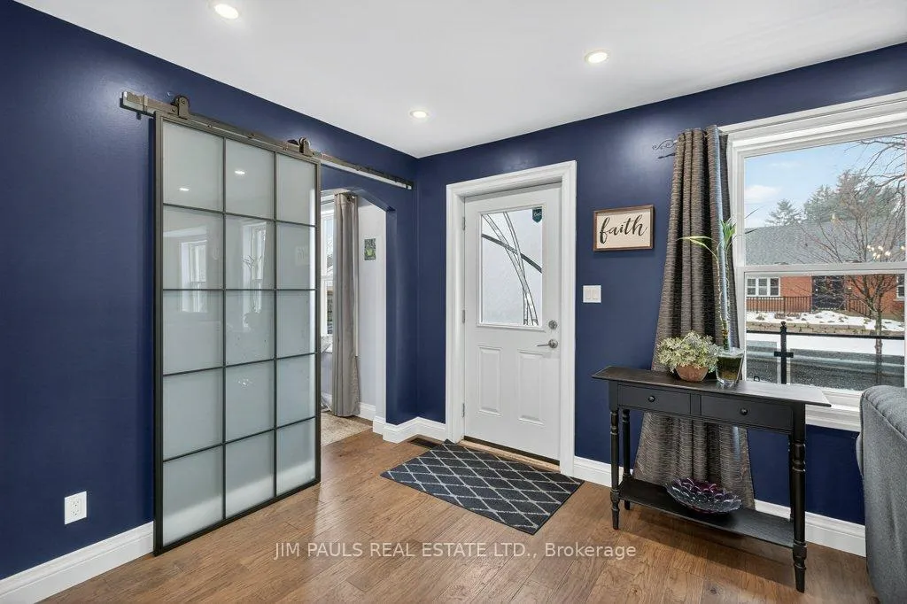 Photo 3 of 2 Sylvia Avenue, Hamilton, Rosedale — HOMEH