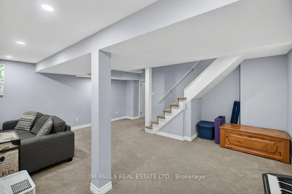 Photo 32 of 2 Sylvia Avenue, Hamilton, Rosedale — HOMEH