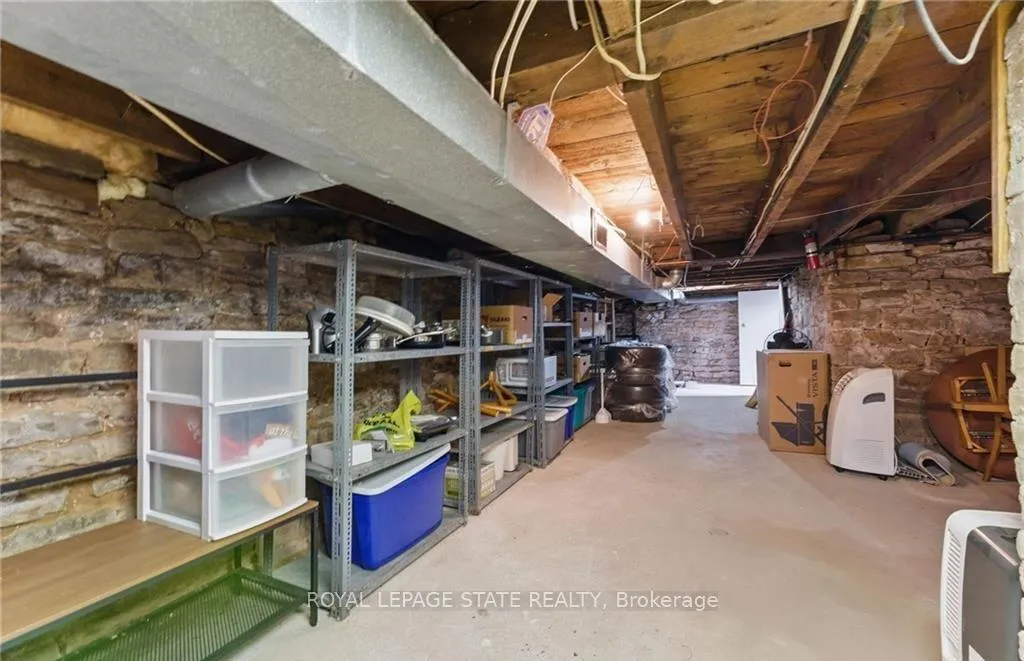 Photo 17 of 91 Aurora Street, Hamilton, Corktown — HOMEH