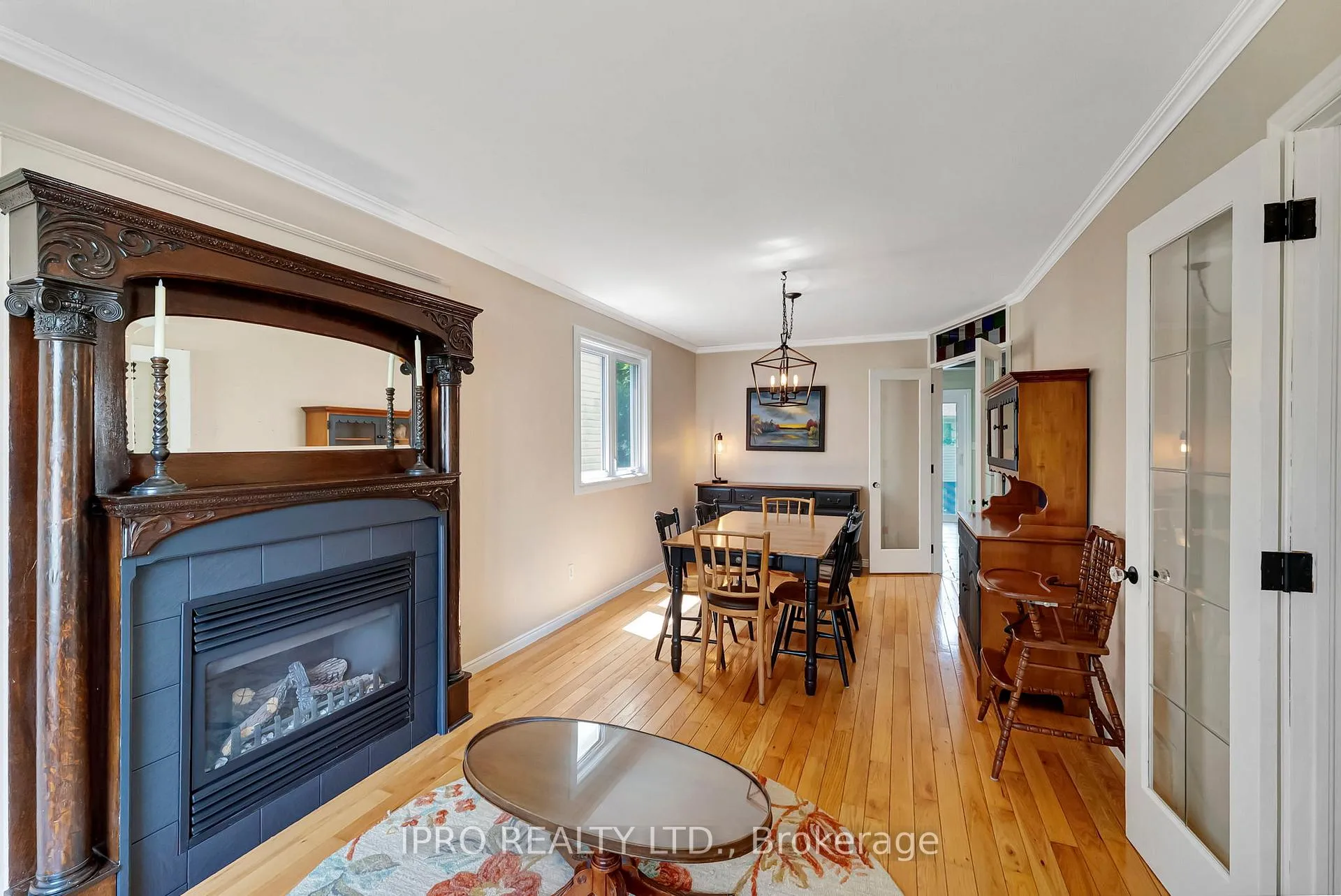 Photo 5 of 28 Celtic Drive, Haldimand — HOMEH