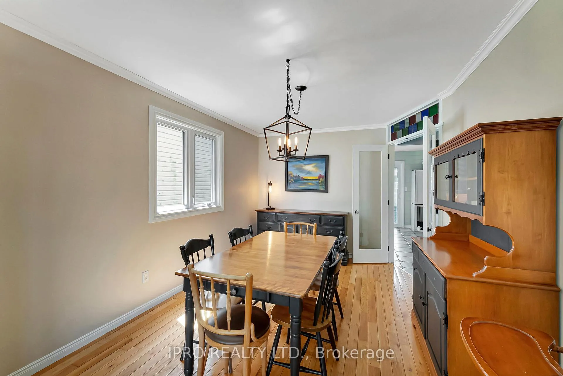 Photo 7 of 28 Celtic Drive, Haldimand — HOMEH