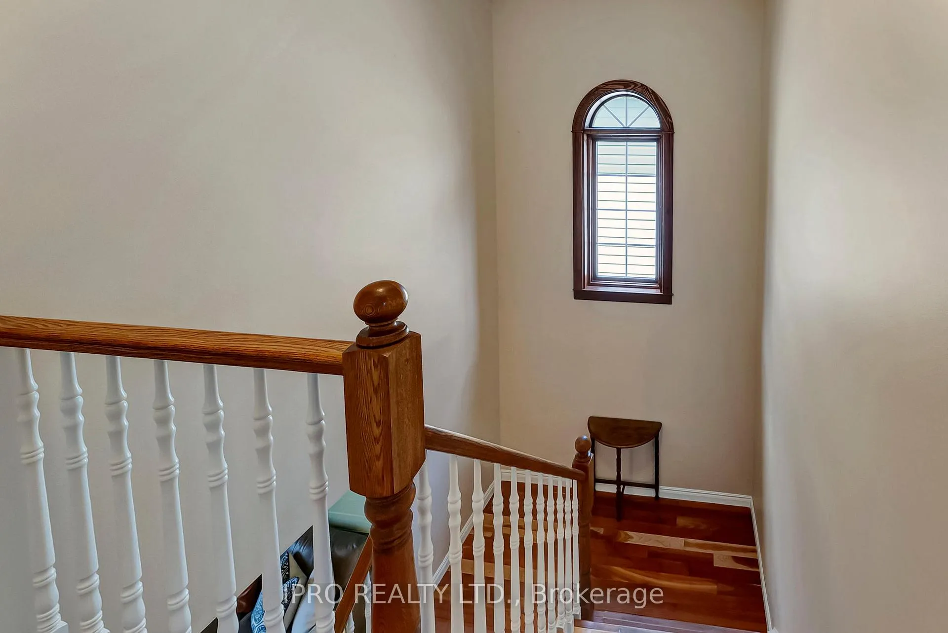 Photo 20 of 28 Celtic Drive, Haldimand — HOMEH