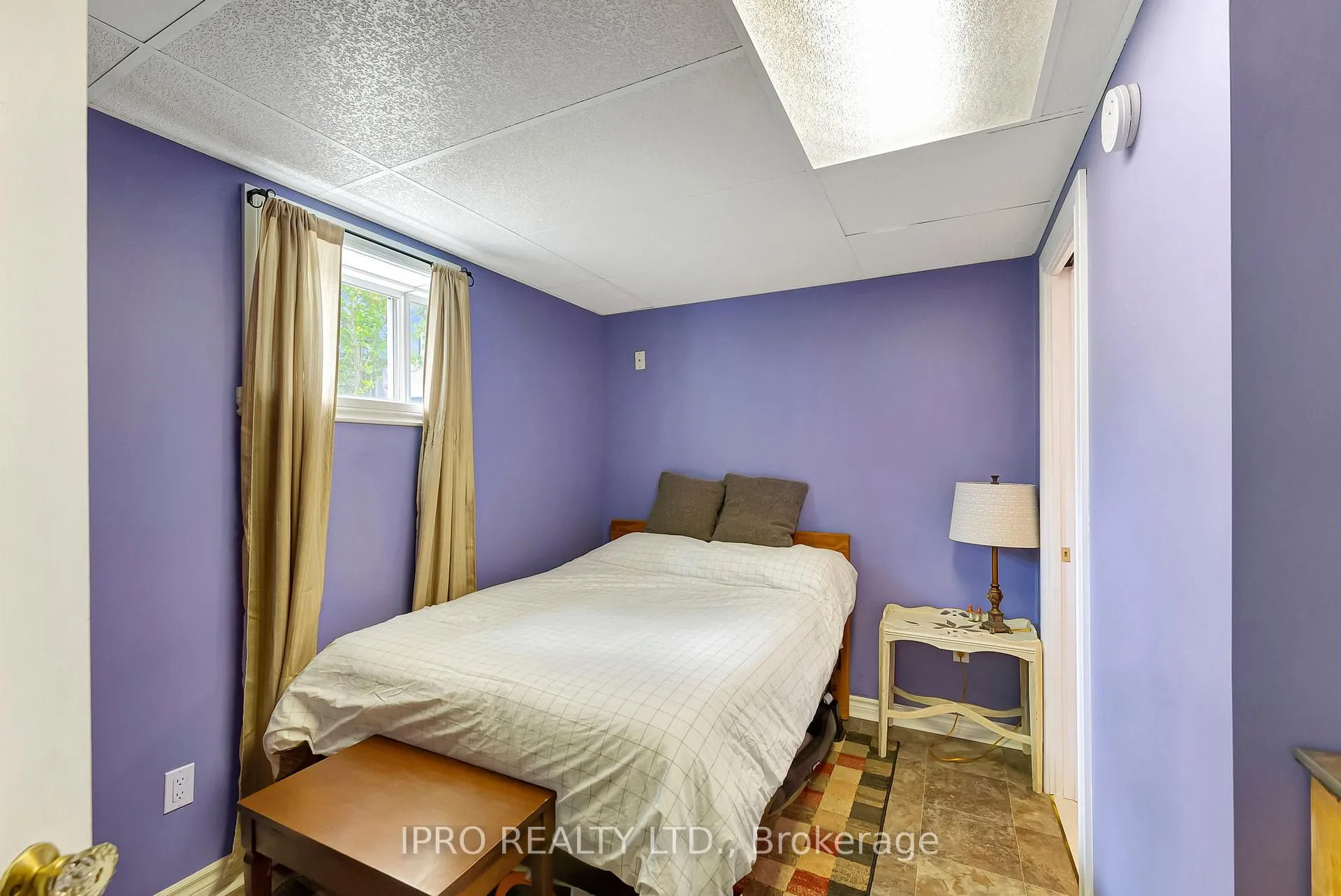 Photo 30 of 28 Celtic Drive, Haldimand — HOMEH