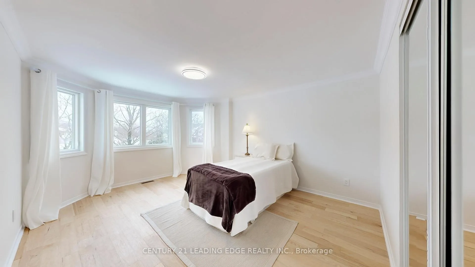 Photo 17 of 692 Amaretto Avenue, Pickering, Amberlea — HOMEH