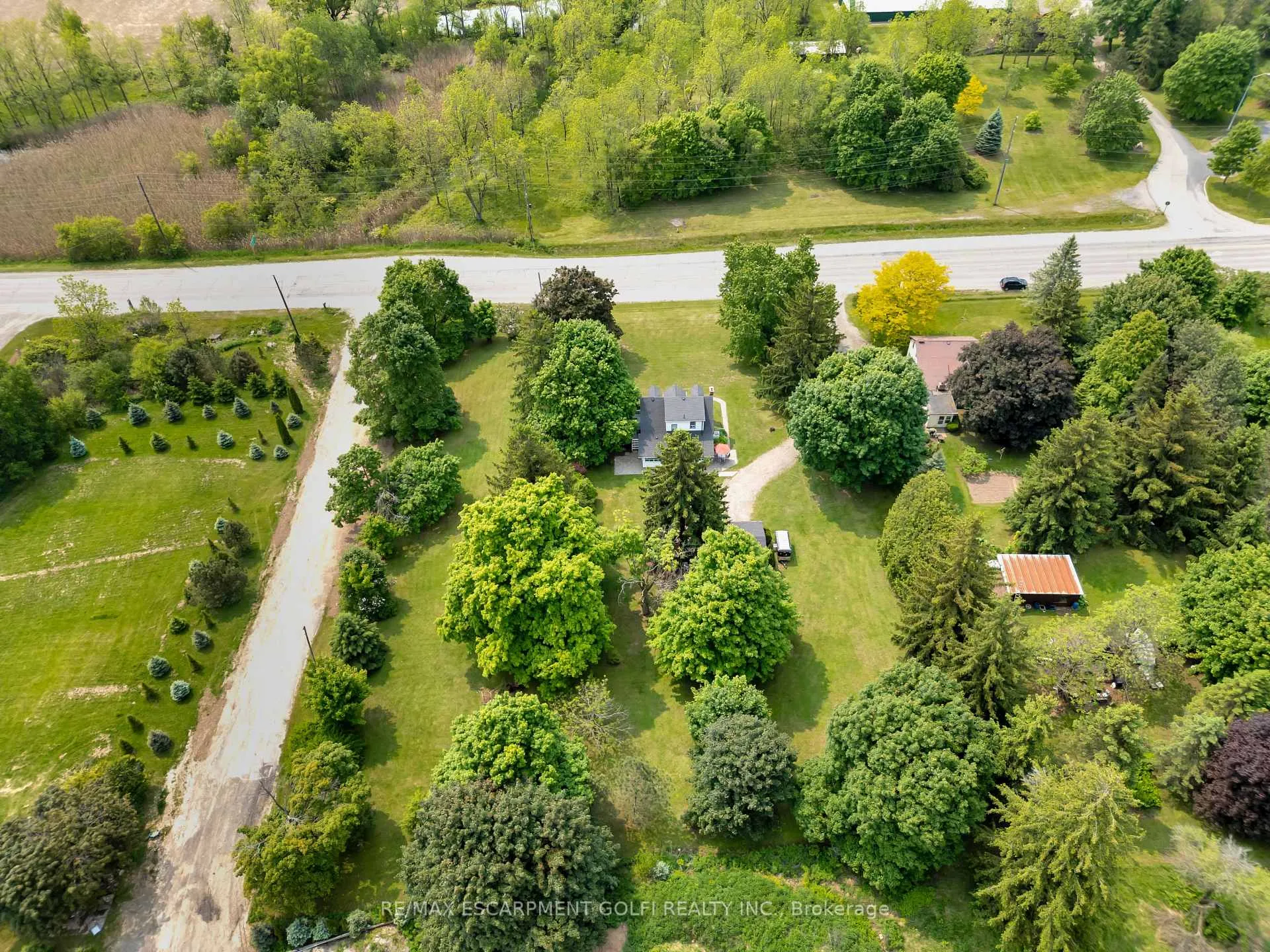 Photo 36 of 303 Highway No 5, Brant, South Dumfries — HOMEH