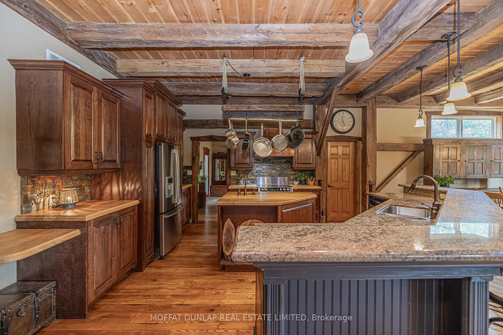 Photo 9 of 1470 Scarlett Line, Springwater, Elmvale — HOMEH