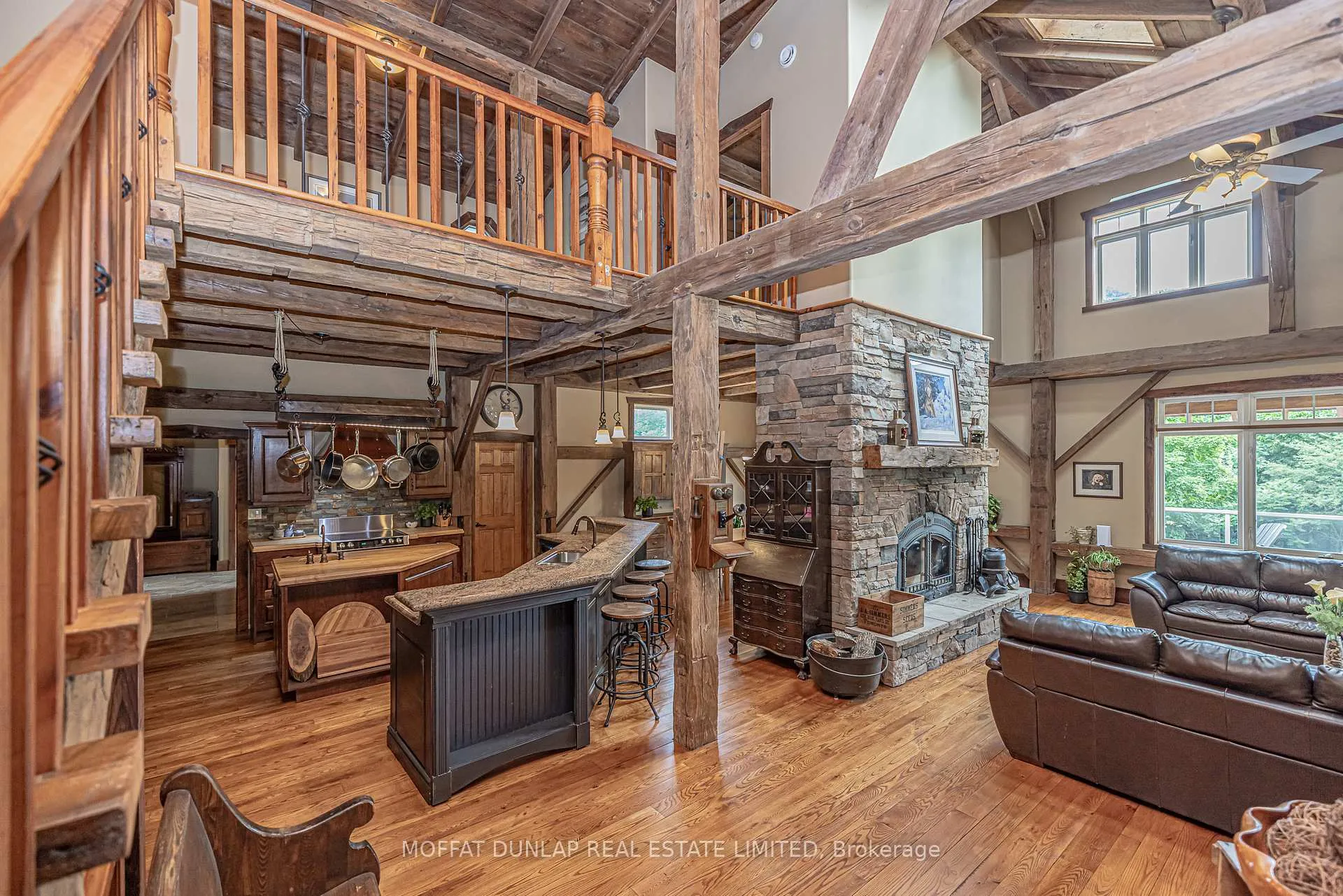 Photo 12 of 1470 Scarlett Line, Springwater, Elmvale — HOMEH