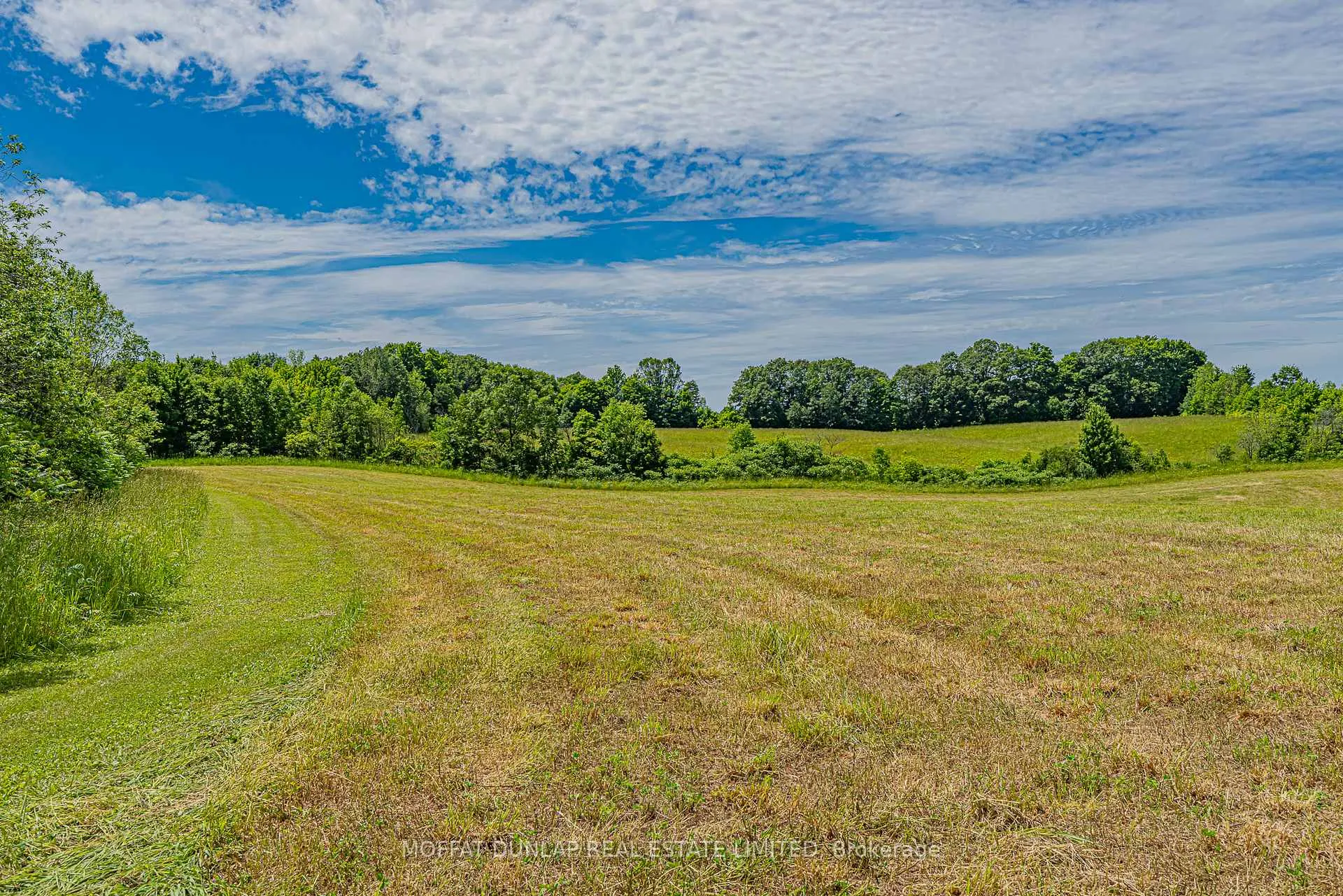 Photo 30 of 1470 Scarlett Line, Springwater, Elmvale — HOMEH