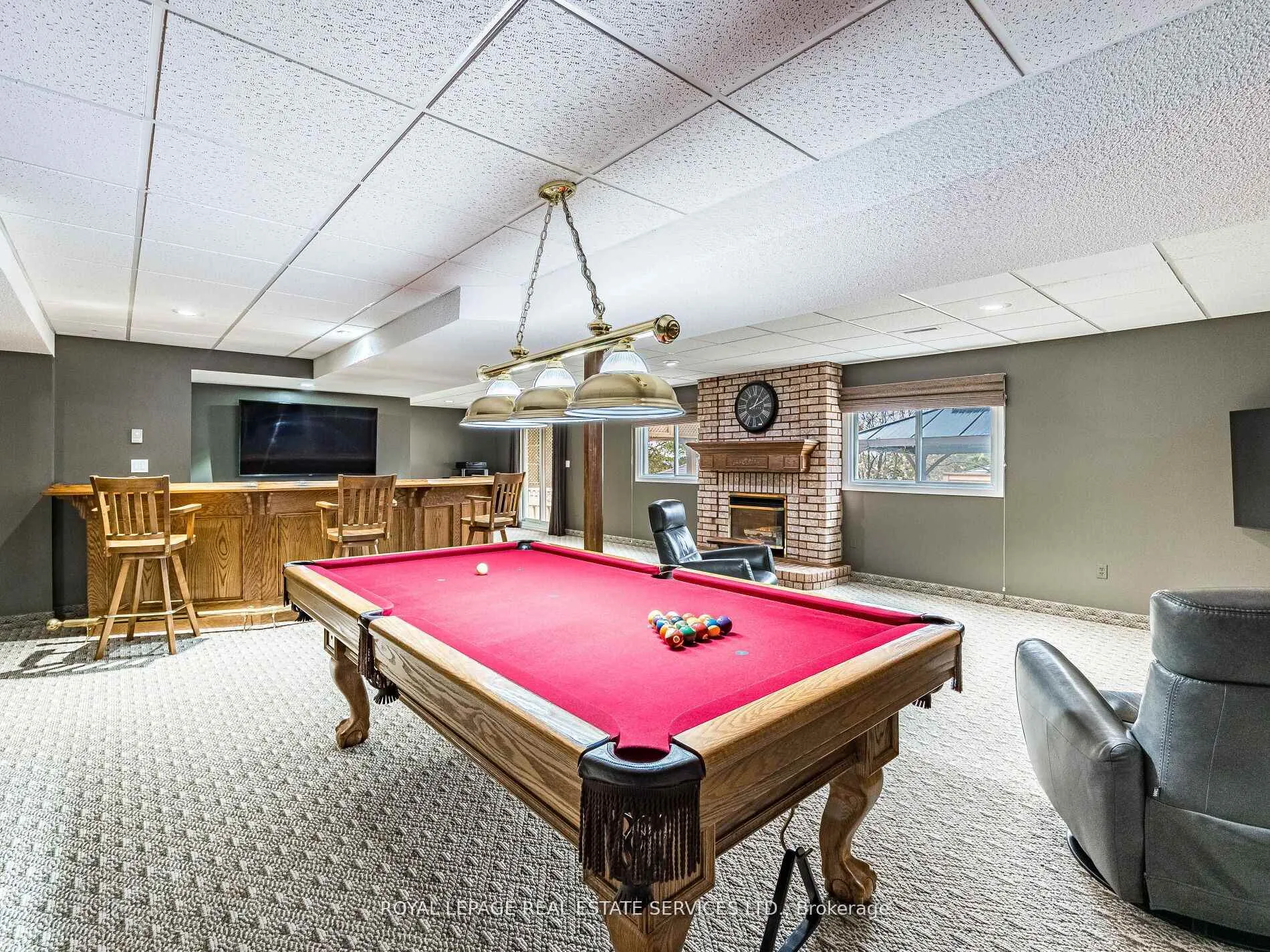 Photo 32 of 8 Macallister Court, Barrie, Letitia Heights — HOMEH