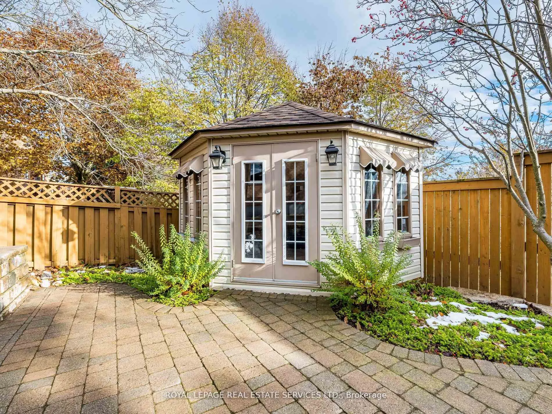 Photo 46 of 8 Macallister Court, Barrie, Letitia Heights — HOMEH