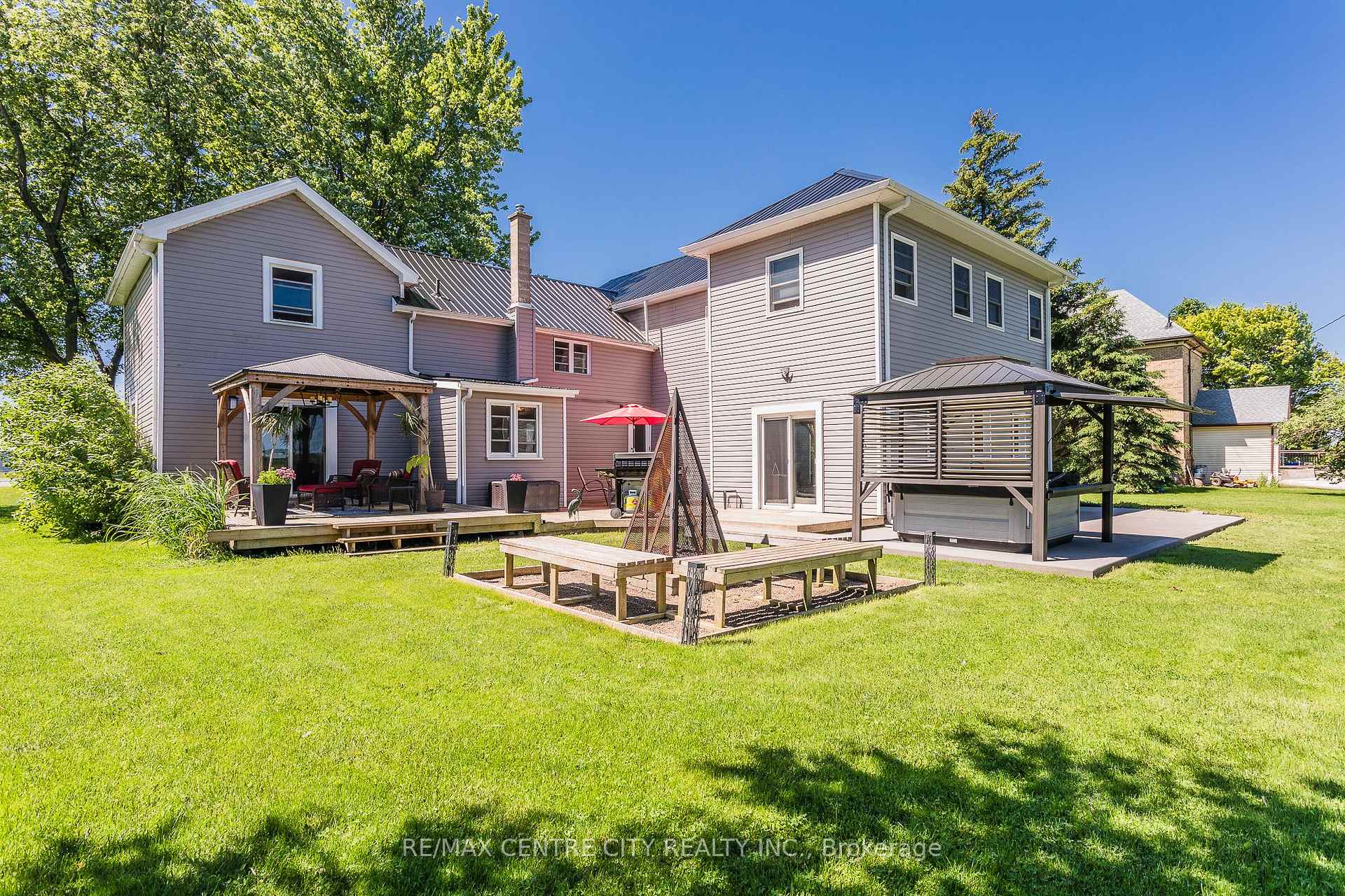 Photo 31 of 45024 Talbot Line, Central Elgin, Rural Central Elgin — HOMEH